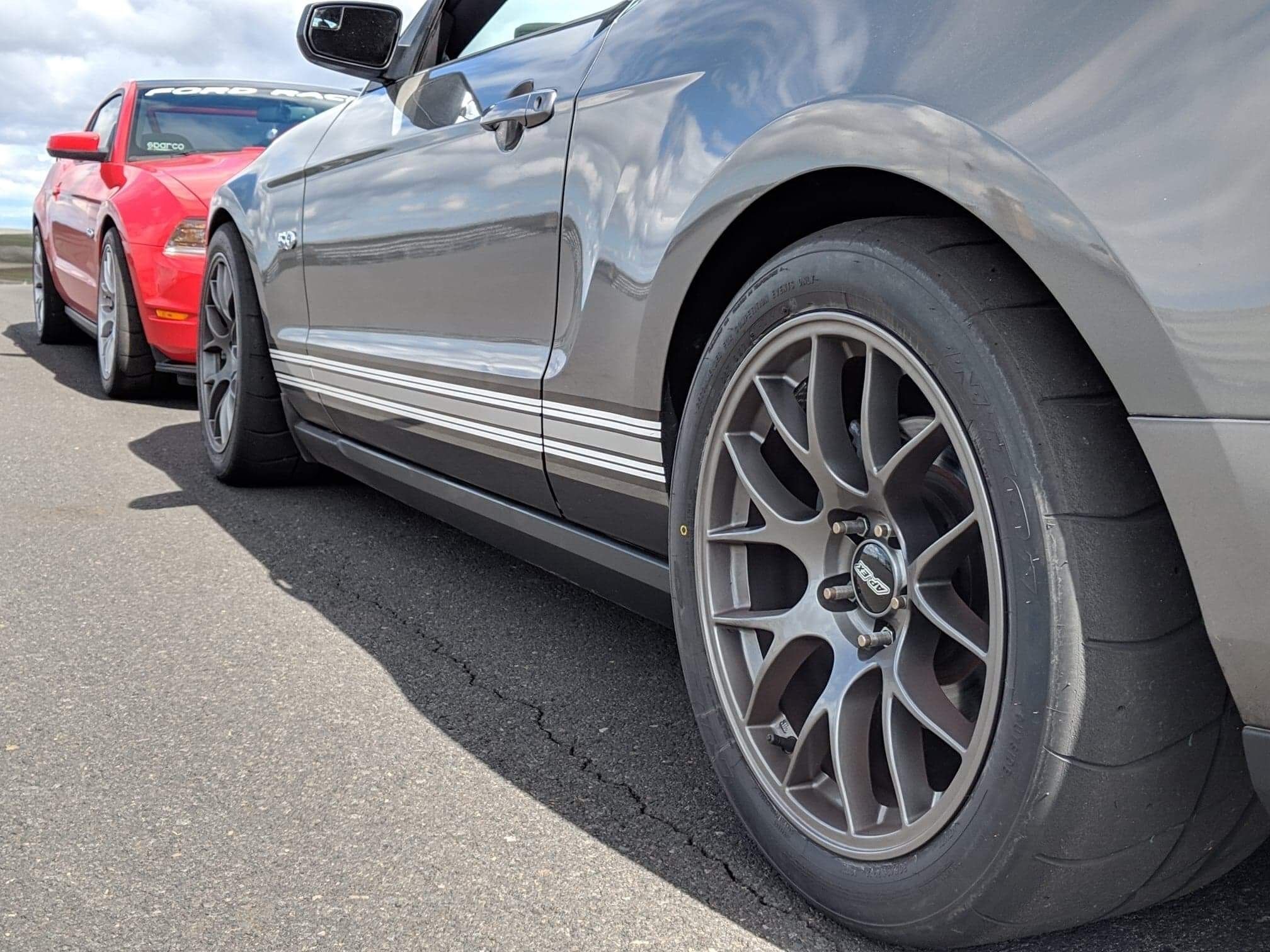 Grey Ford S197 Mustang GT with 18" EC-7 Apex wheels in Anthracite