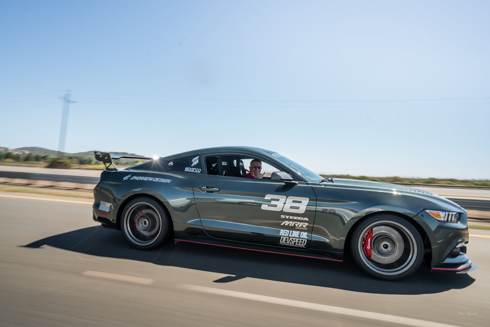 Green Ford S550 Mustang GT with 19" VS-5RS Apex wheels in Anthracite