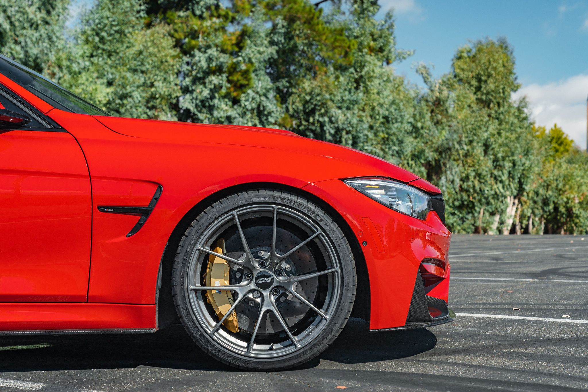 Red BMW F80 M3 with 20" VS-5RS Apex wheels in Anthracite