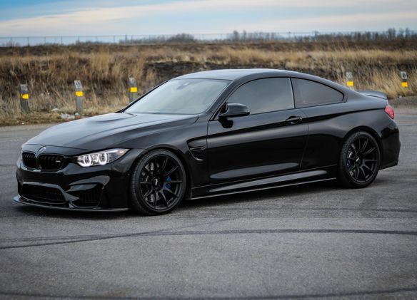 BMW F82 Coupe M4 with 19" SM-10 in Satin Black
