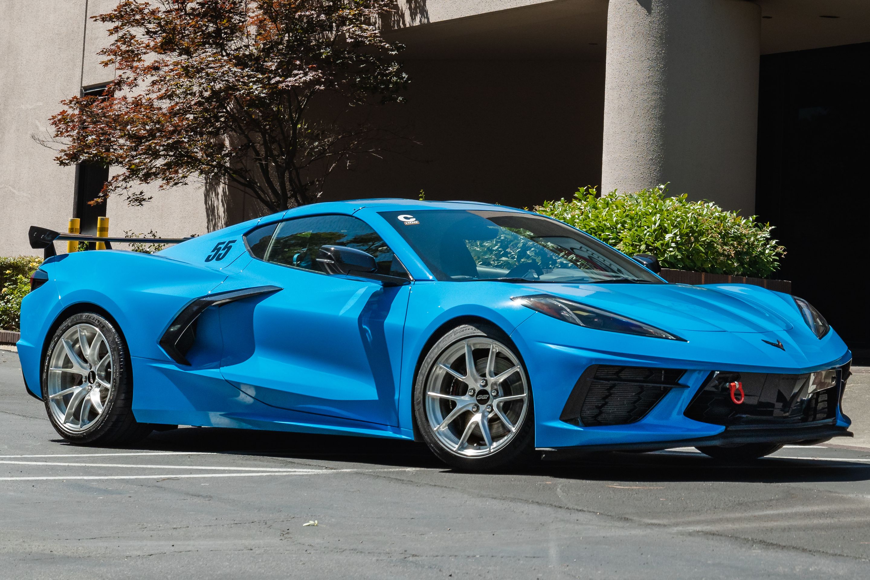 Blue Chevrolet C8 Corvette Stingray/Z51 with 18"/19" VS-5RS Apex wheels in Brushed Clear