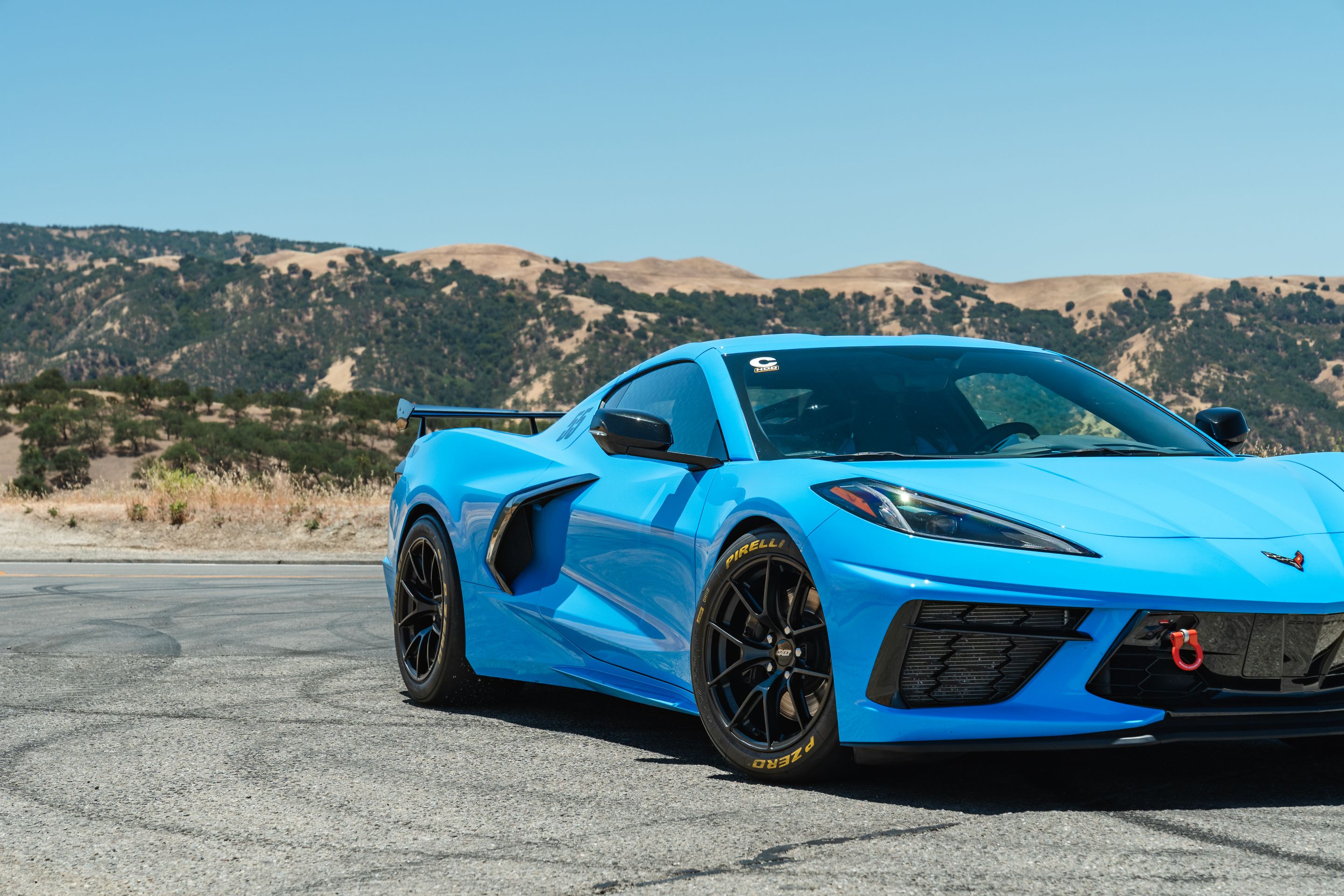 Blue Chevrolet C8 Corvette Stingray/Z51 with 18" VS-5RS Apex wheels in Satin Black