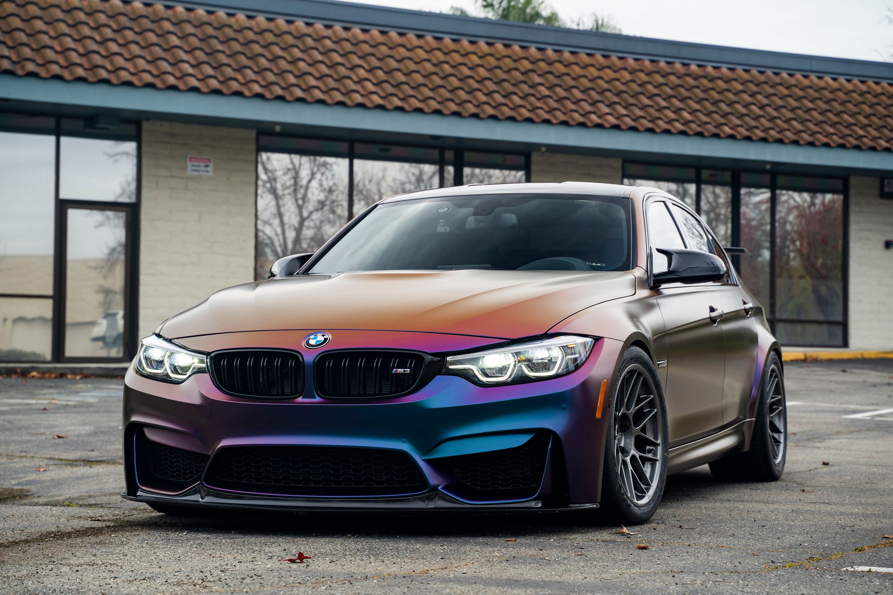 Purple BMW F80 M3 with 18" ARC-8 Apex wheels in Anthracite