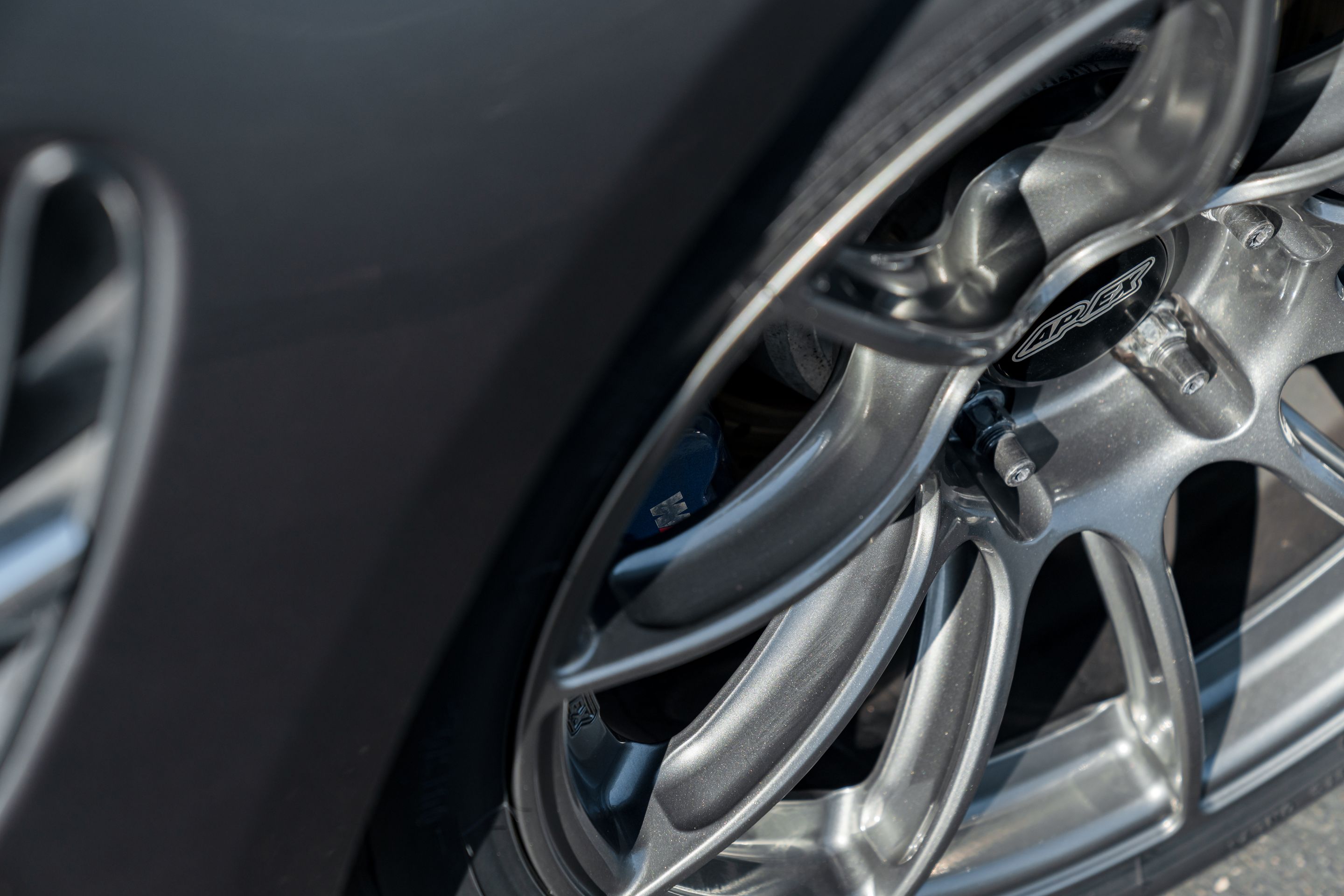 Grey BMW F80 M3 with 18" SM-10RS Apex wheels in Anthracite