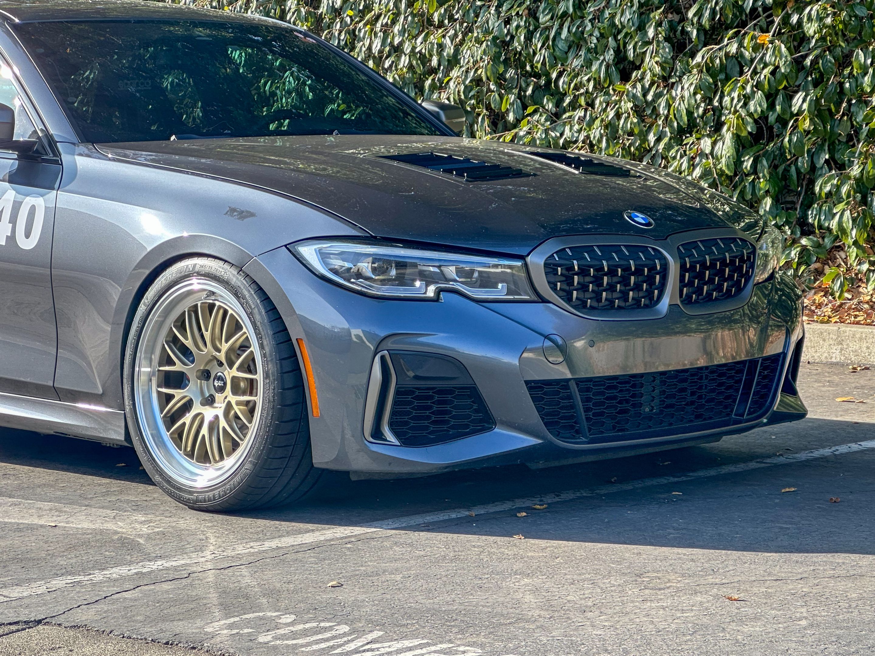 Grey BMW G20 Sedan 3 Series with 19" ML-10RT Apex wheels in Machined Lip Gloss Motorsport Gold