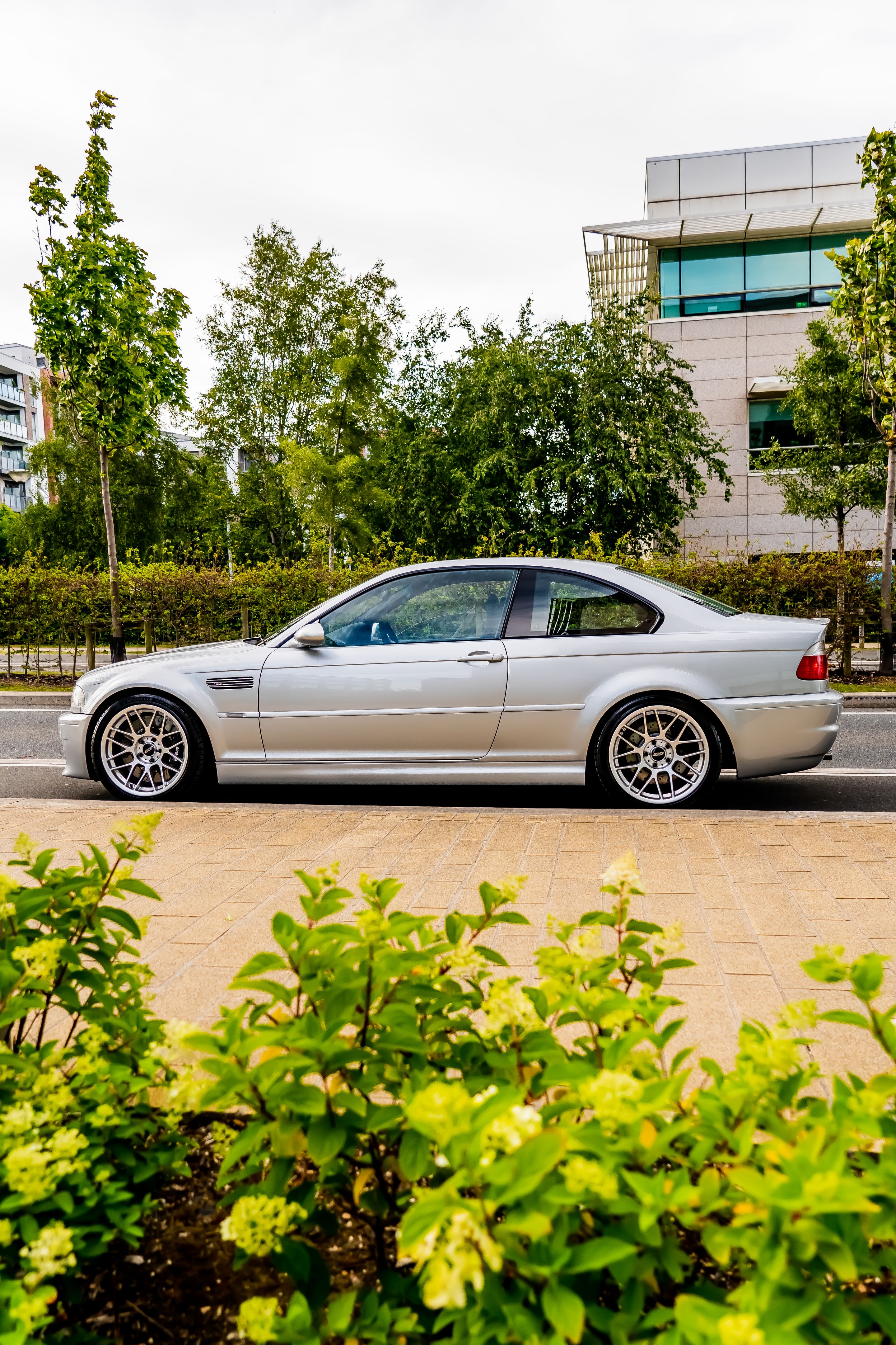 Silver BMW E46 M3 with 18" ARC-8 Apex wheels in Race Silver