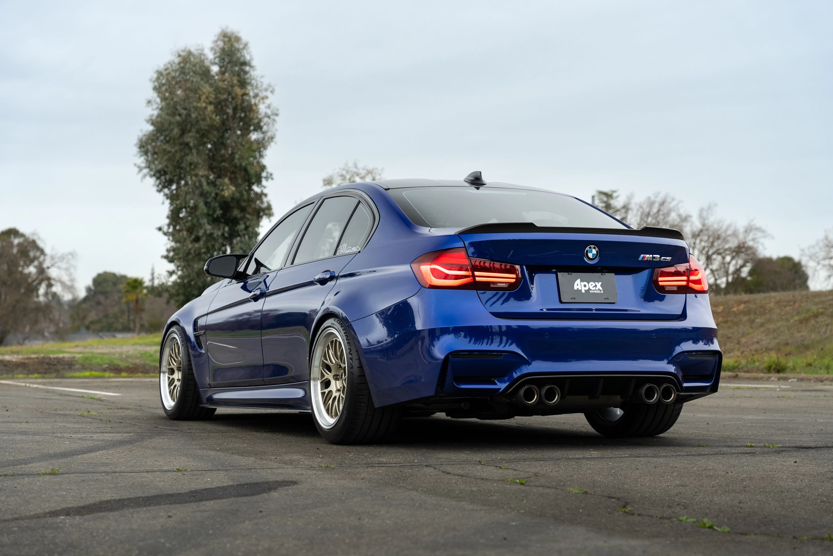 Blue BMW F80 M3 with 18" ML-10RT Apex wheels in Machined Lip Gloss Motorsport Gold