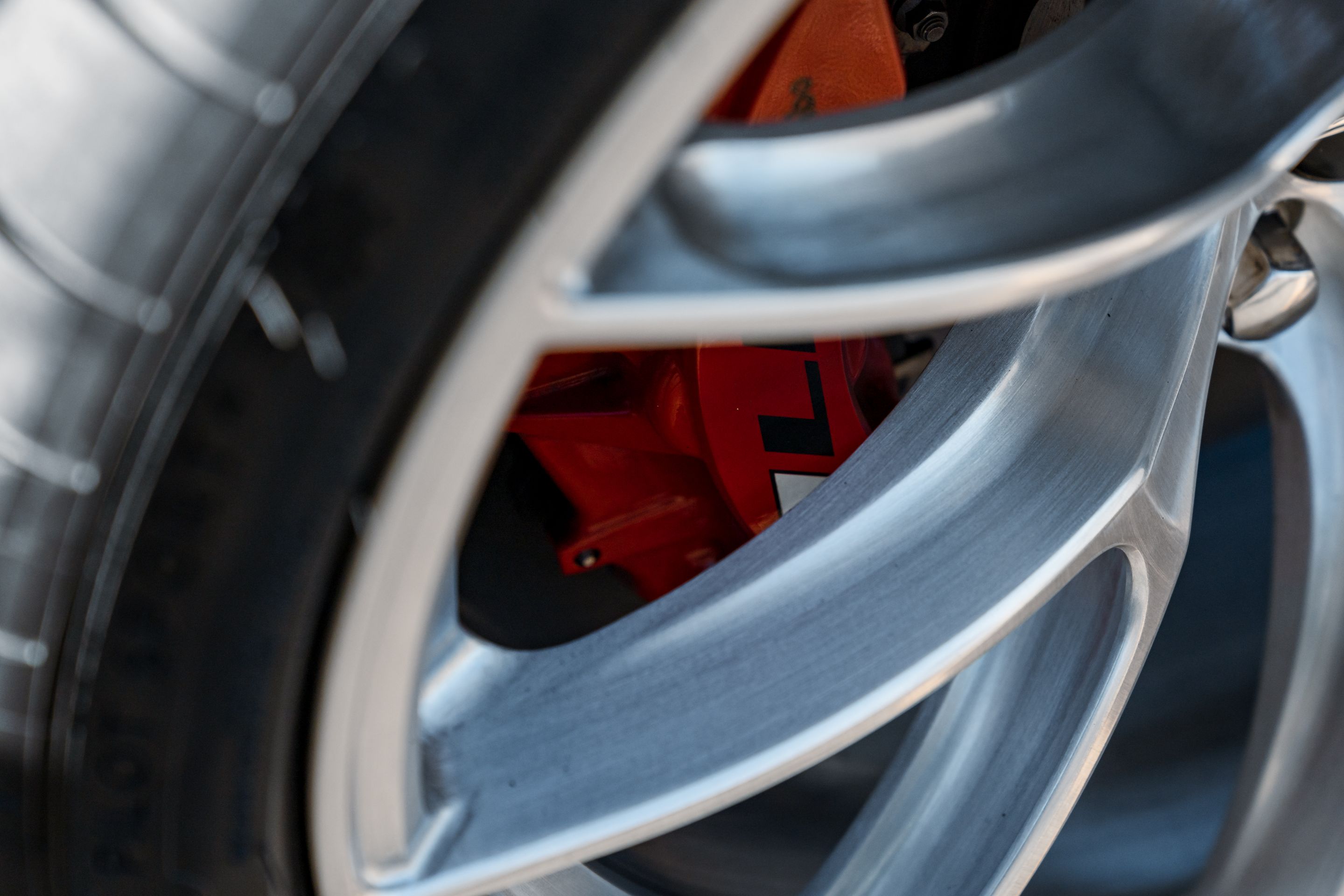 Blue Chevrolet 6th Gen Camaro ZL1 1LE with 20" VS-5RS Apex wheels in Brushed Clear