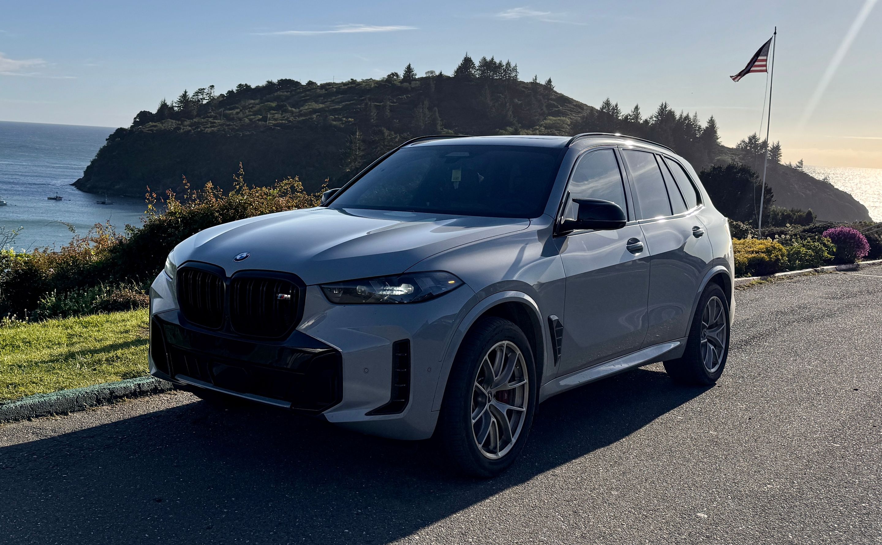 Grey BMW G05 X5 with 20" VS-5RX Apex wheels in Brushed Clear