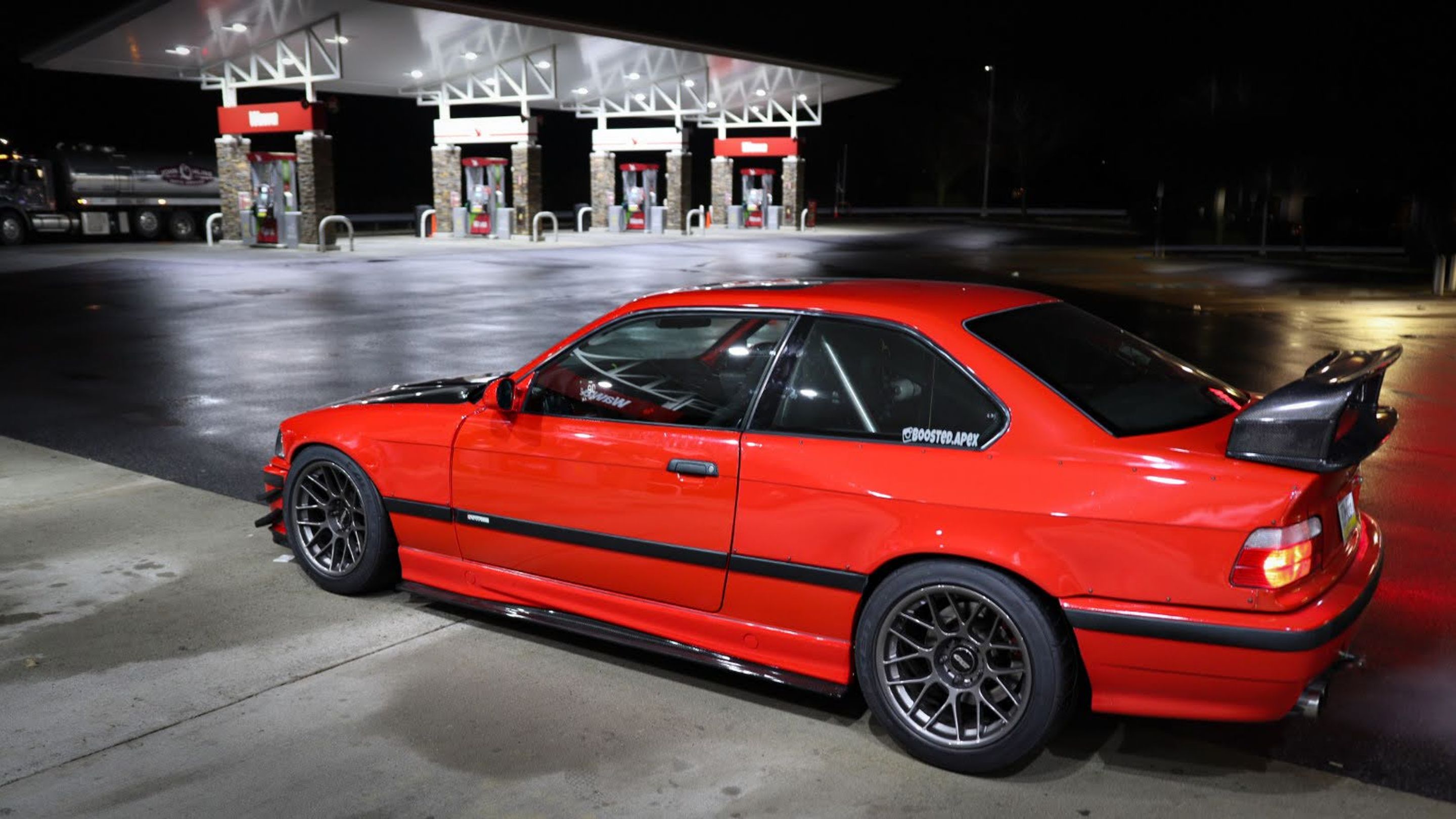 Red BMW E36 M3 with 17" ARC-8 Apex wheels in Anthracite