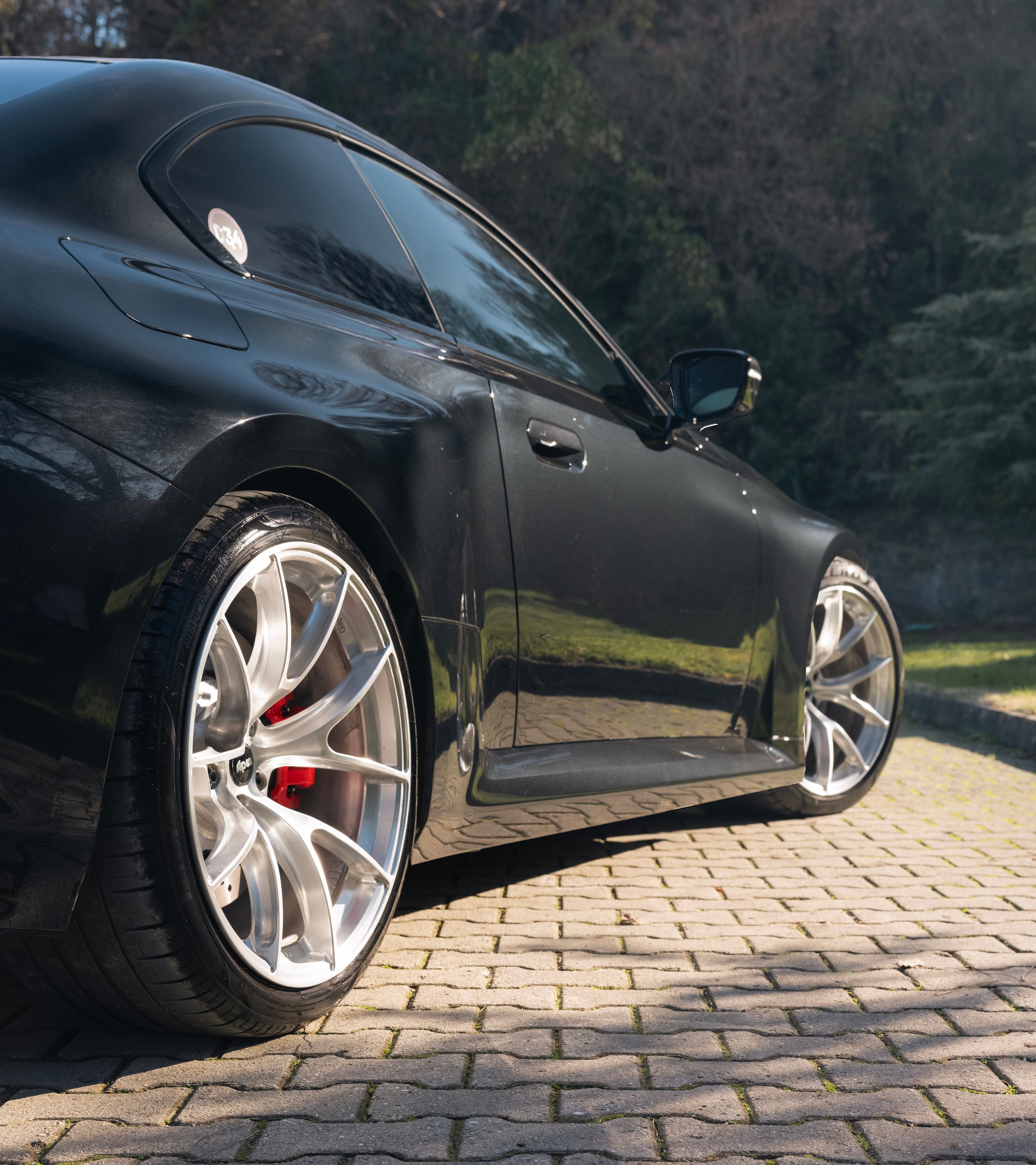 Black BMW G87 M2 with 19"/20" VS-5RS Apex wheels in Brushed Clear