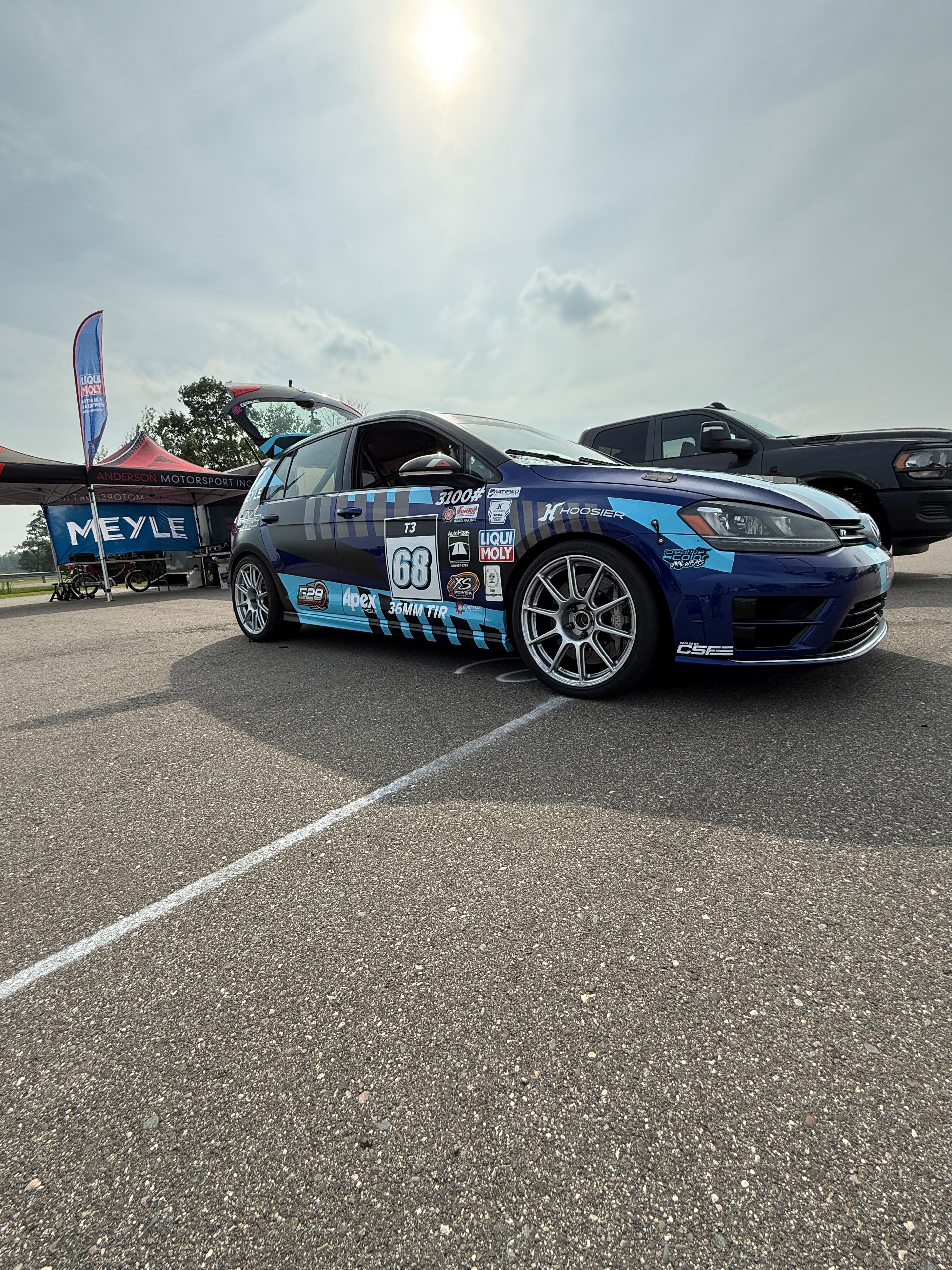 Race Livery VW MK7 Golf R with 18" SM-10 Apex wheels in Race Silver