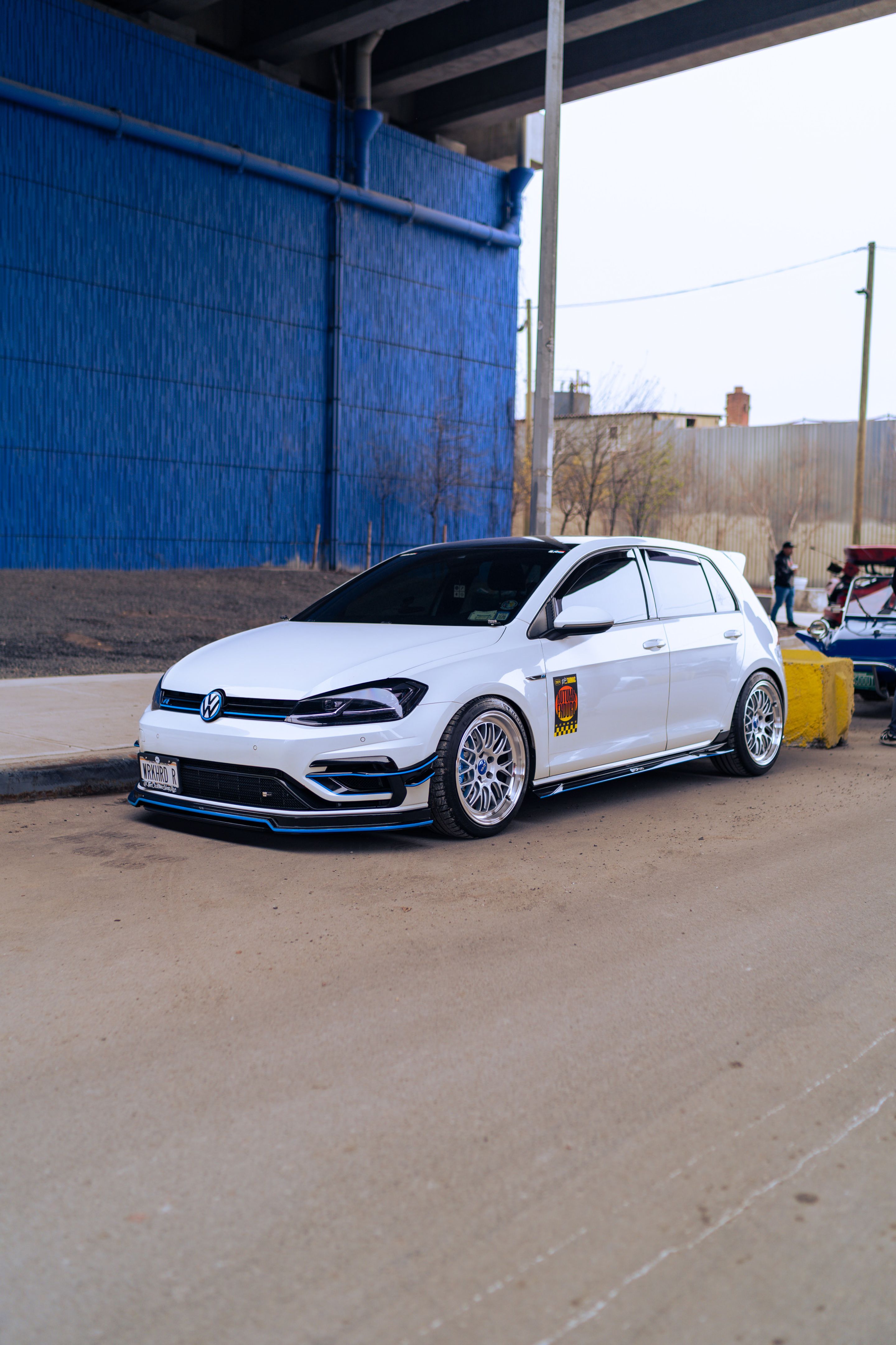 White VW MK7 Golf R with 18" ML-10RT Apex wheels in Machined Lip Brushed Clear