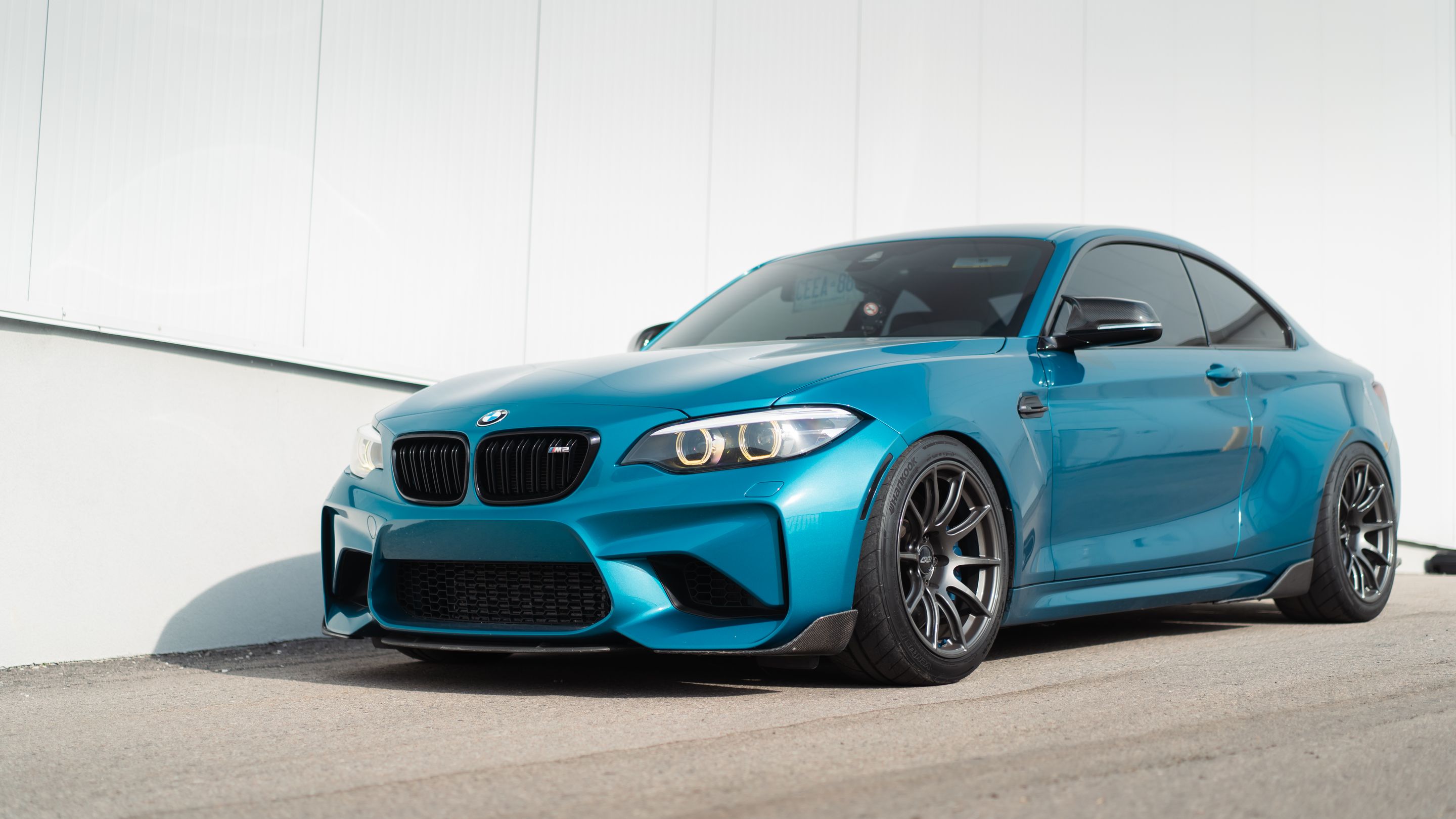 Blue BMW F87 M2 with 18" SM-10 Apex wheels in Anthracite