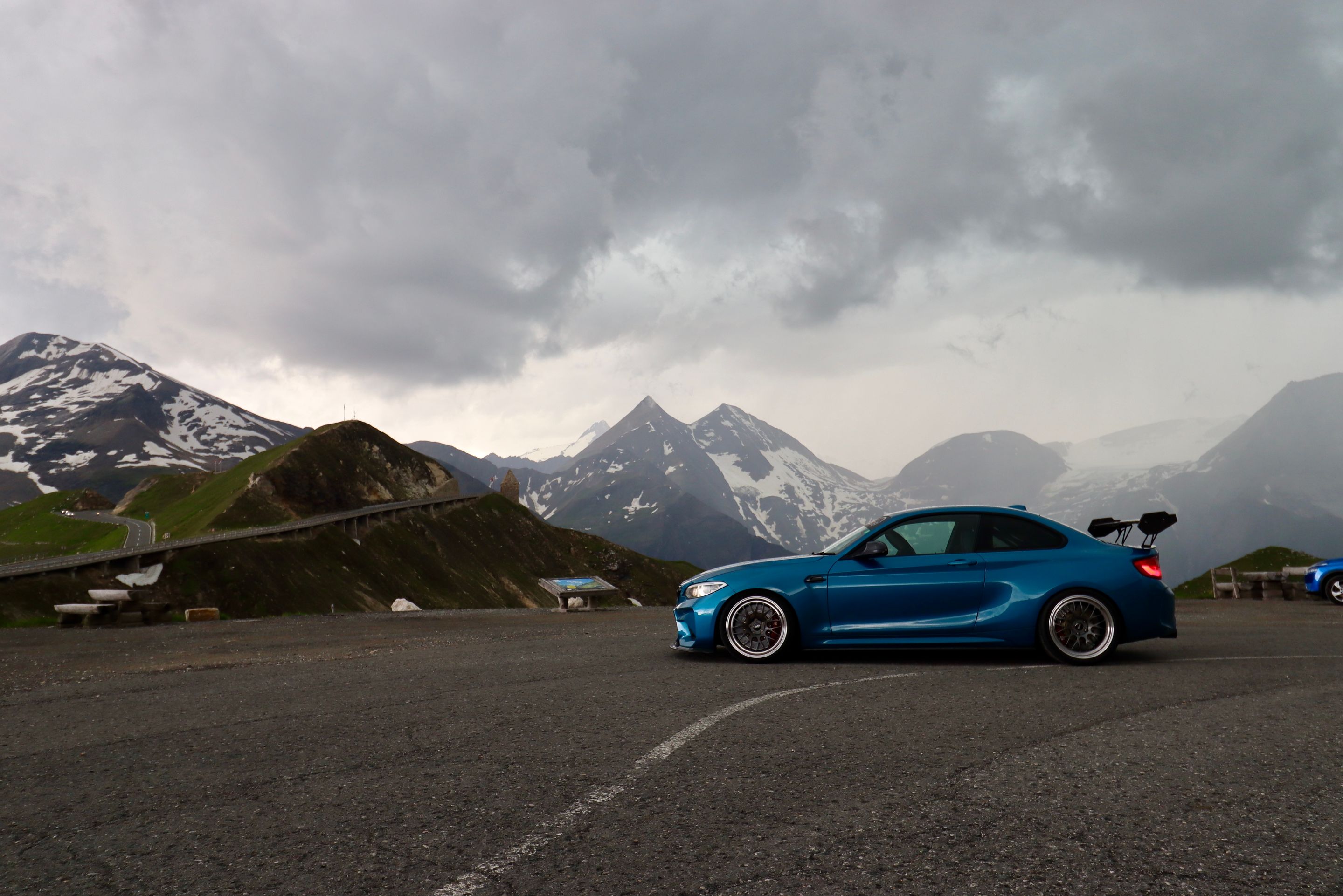 Blue BMW F87 M2 with 19" ML-10RT Apex wheels in Machined Lip Anthracite