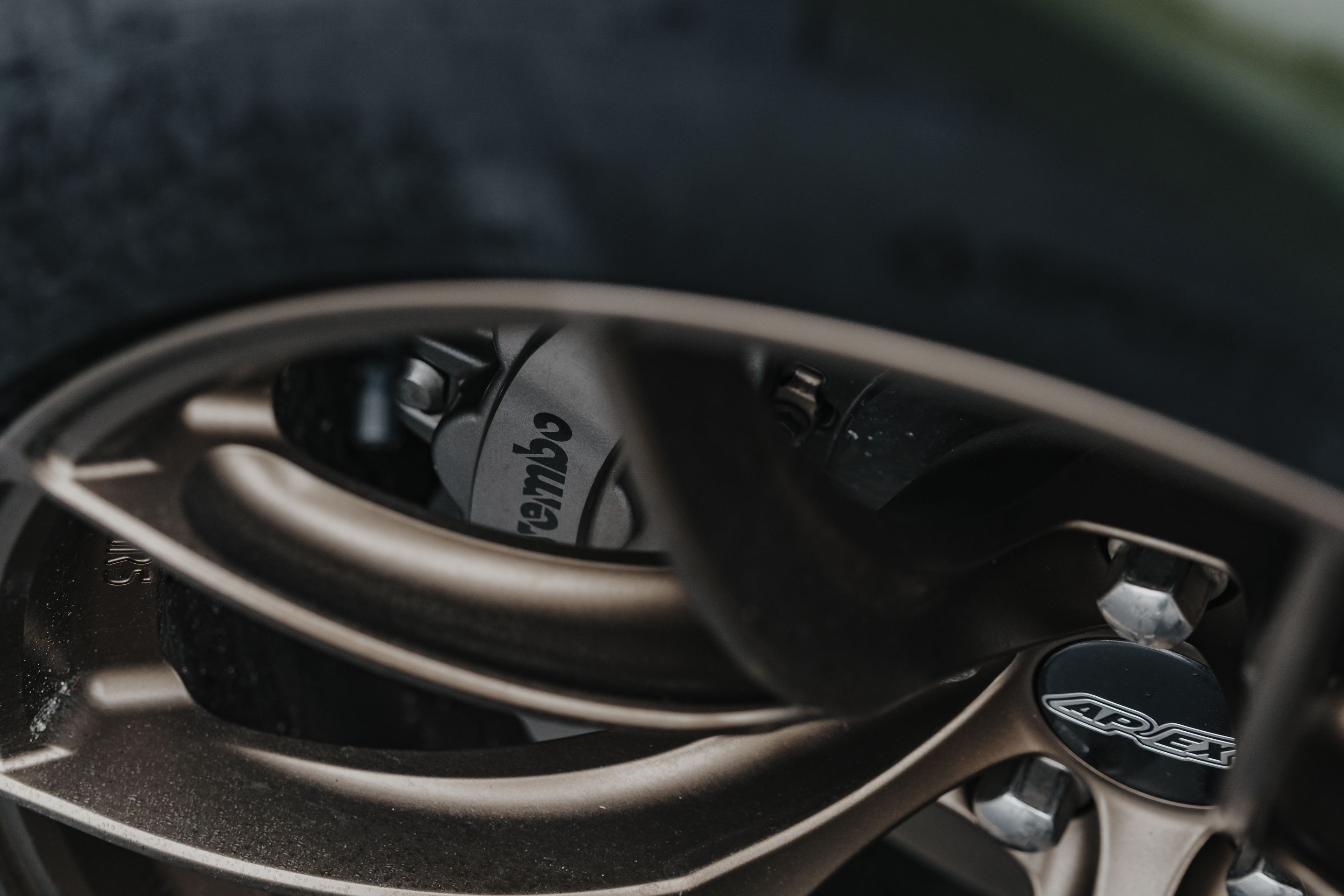 Green Dodge Challenger R/T Scat Pack Widebody with 20" VS-5RS Apex wheels in Satin Bronze