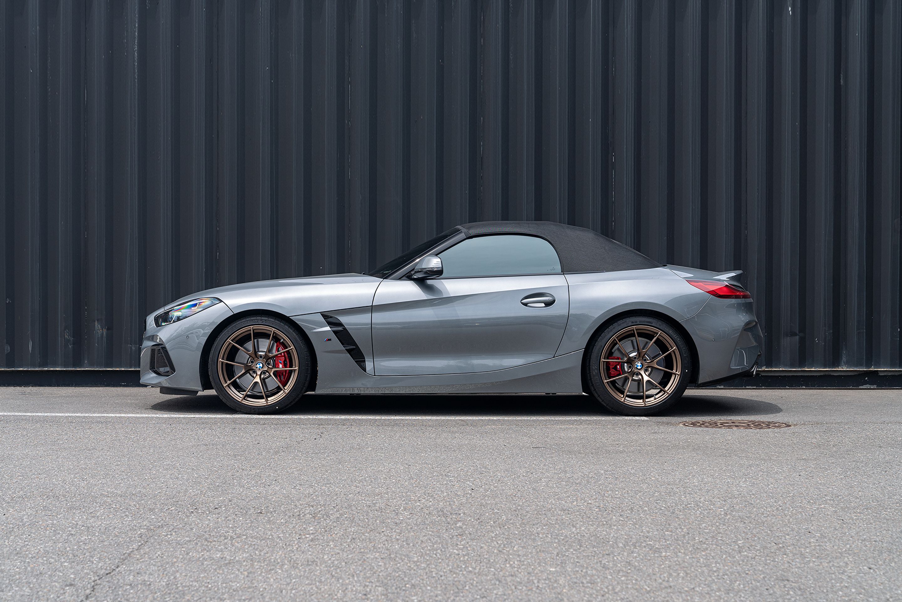 Grey BMW G29 Z4 with 19" VS-5RS Apex wheels in Satin Bronze