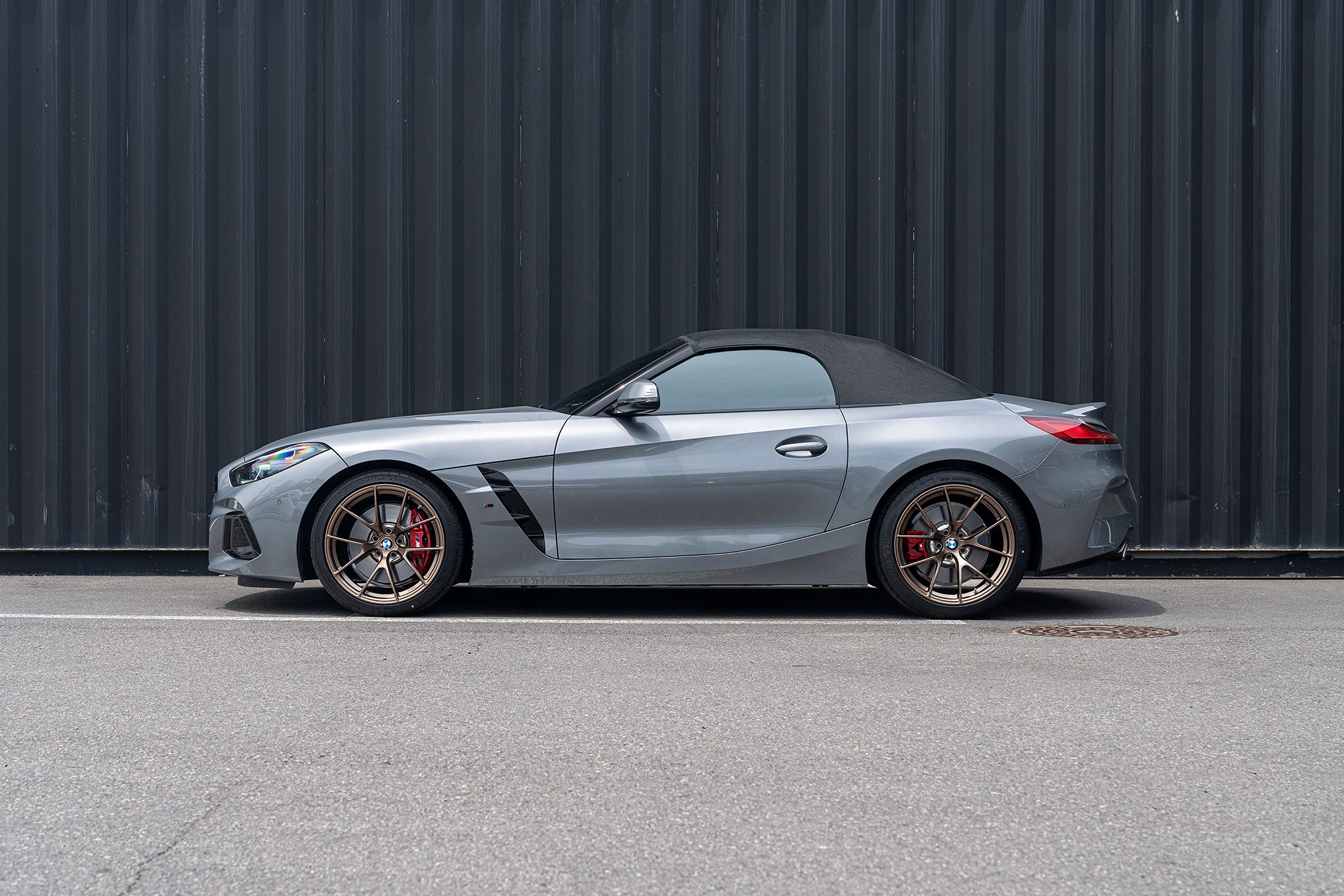 Grey BMW G29 Z4 with 19" VS-5RS Apex wheels in Satin Bronze