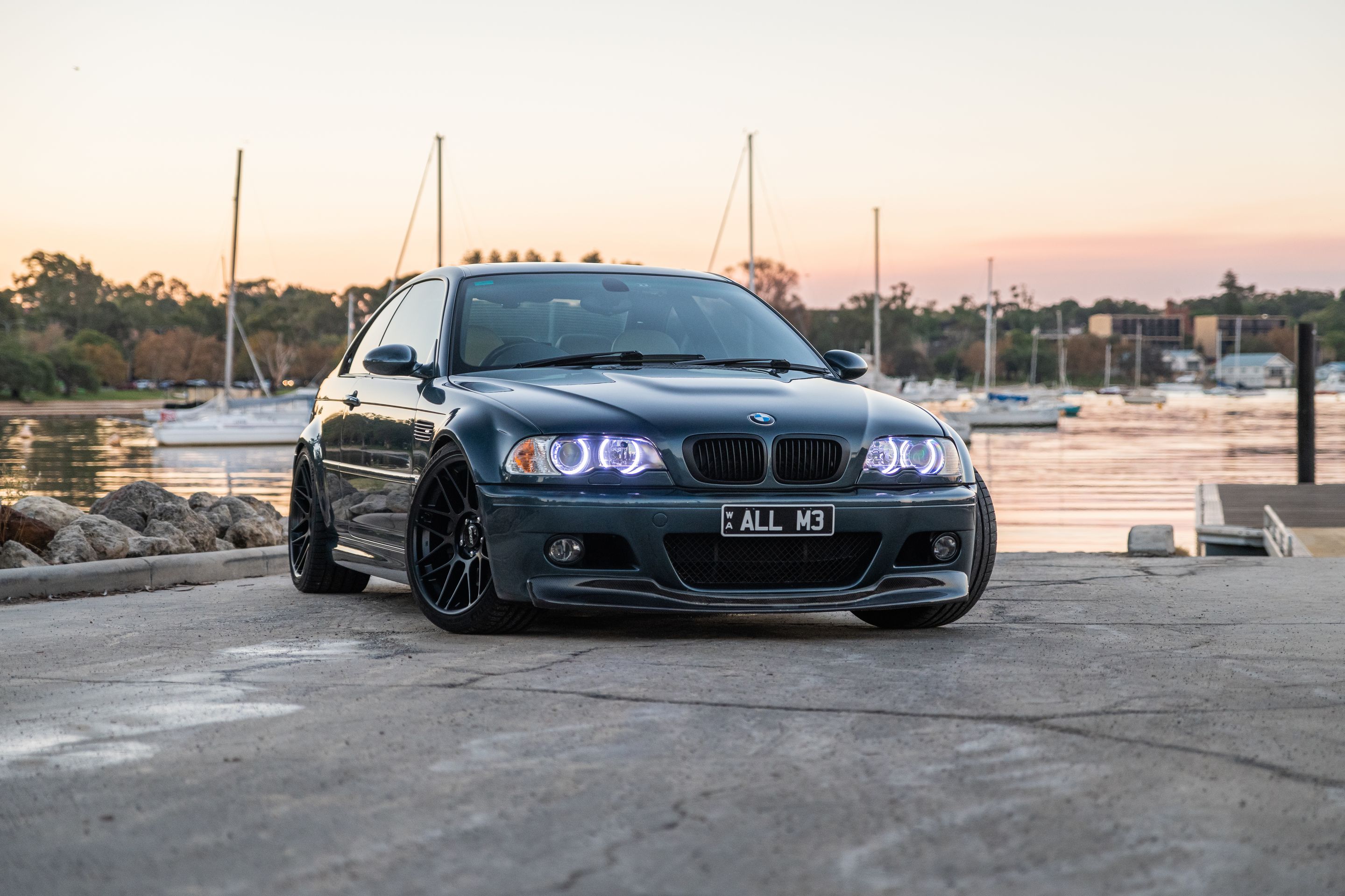 Blue BMW E46 M3 with 19" ARC-8 Apex wheels in Satin Black