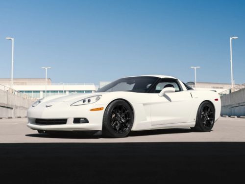 White Chevrolet Corvette - VS-5 in Satin Black