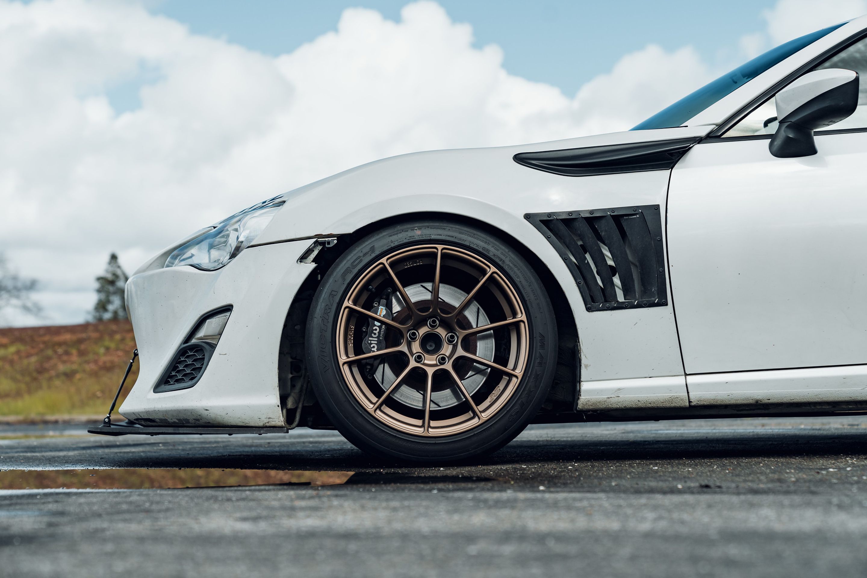 White Scion FR-S with 17" SM-10RS Apex wheels in Satin Bronze