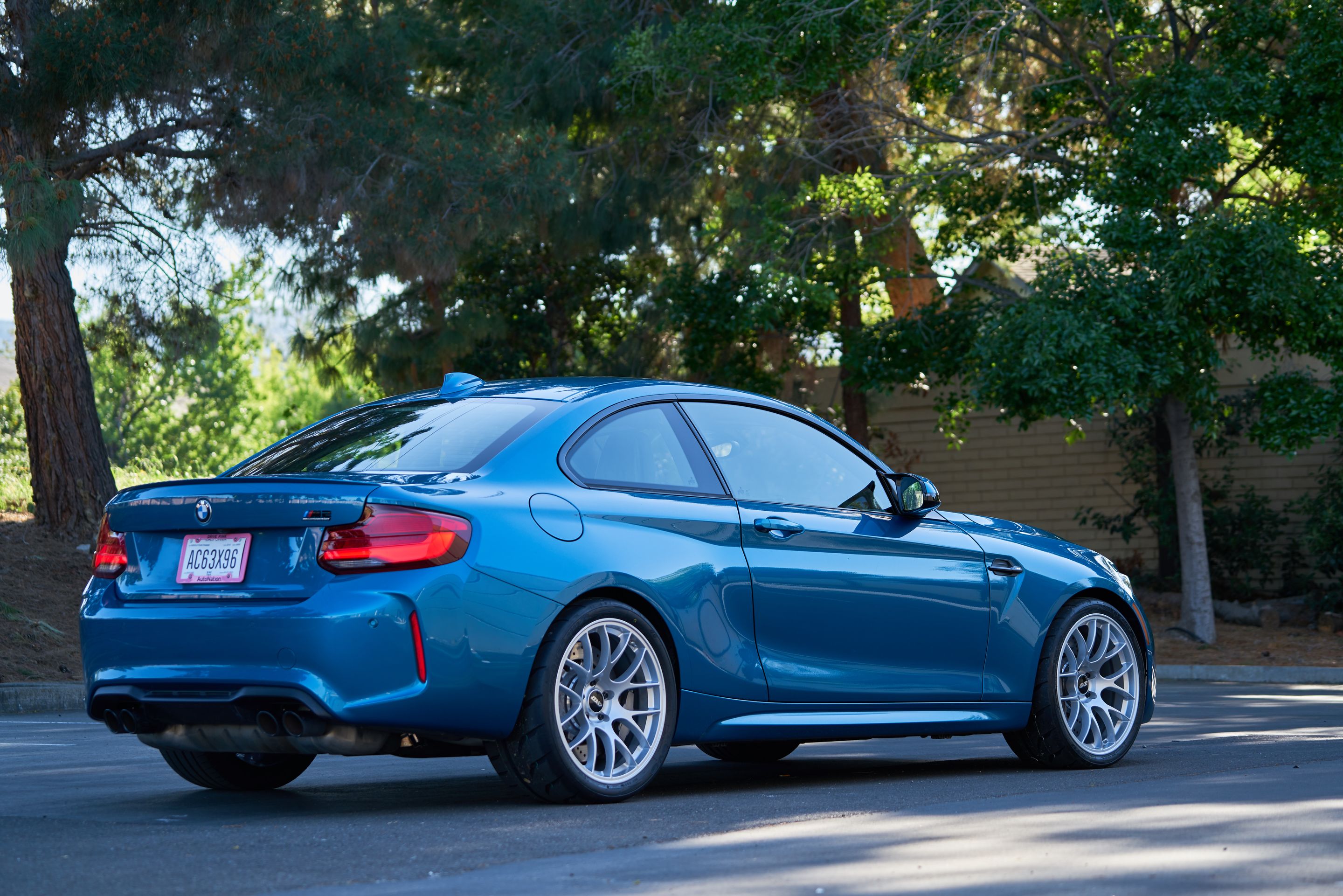 Blue BMW F87 M2 with 19" EC-7 Apex wheels in Race Silver