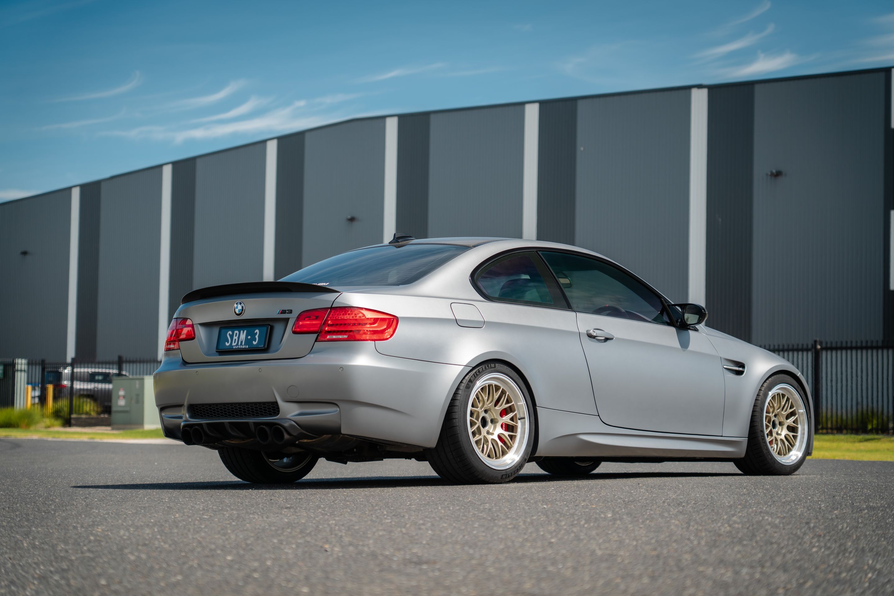 Grey BMW E92 Coupe M3 with 18" ML-10RT Apex wheels in Machined Lip Gloss Motorsport Gold