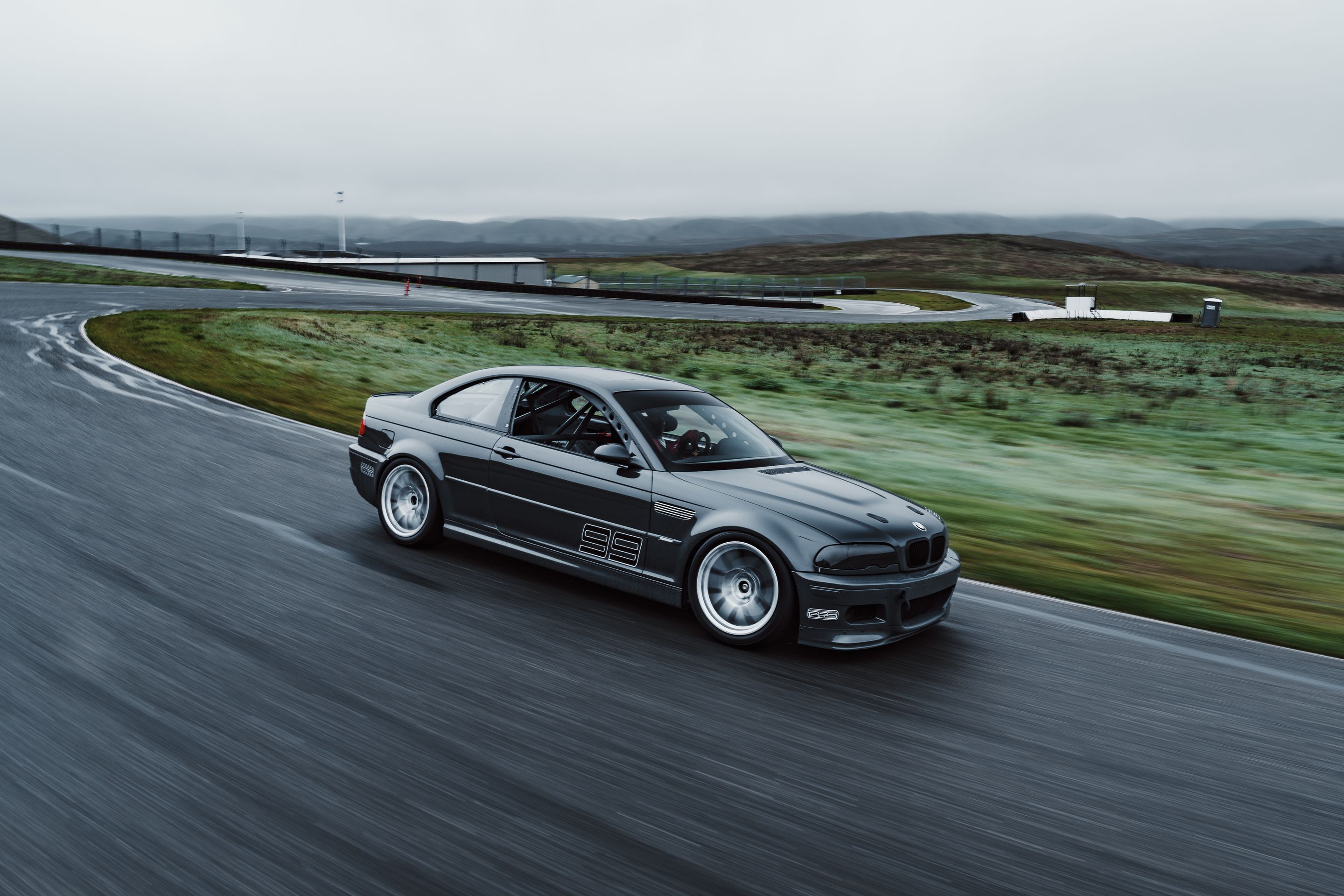 Grey BMW E46 M3 with 18" VS-5RE Apex wheels in Race Silver