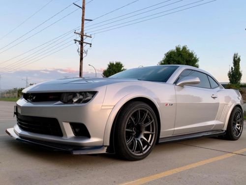 Silver Chevrolet Camaro - SM-10 in Anthracite
