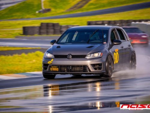 Grey VW Golf R - SM-10 in Satin Black