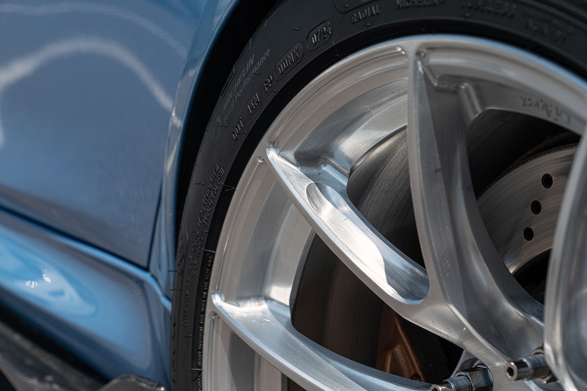 Blue BMW F80 M3 with 18" VS-5RS Apex wheels in Brushed Clear