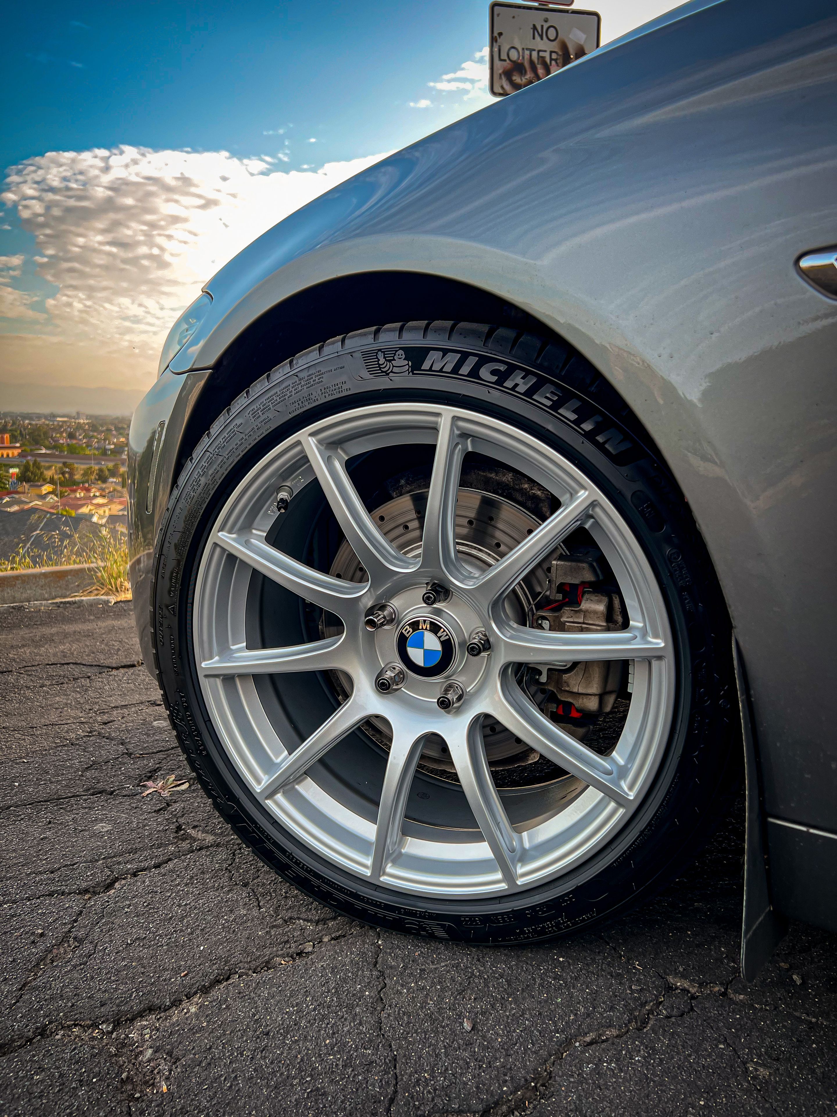 Grey BMW F10 Sedan 5 Series with 19" SM-10 Apex wheels in Race Silver