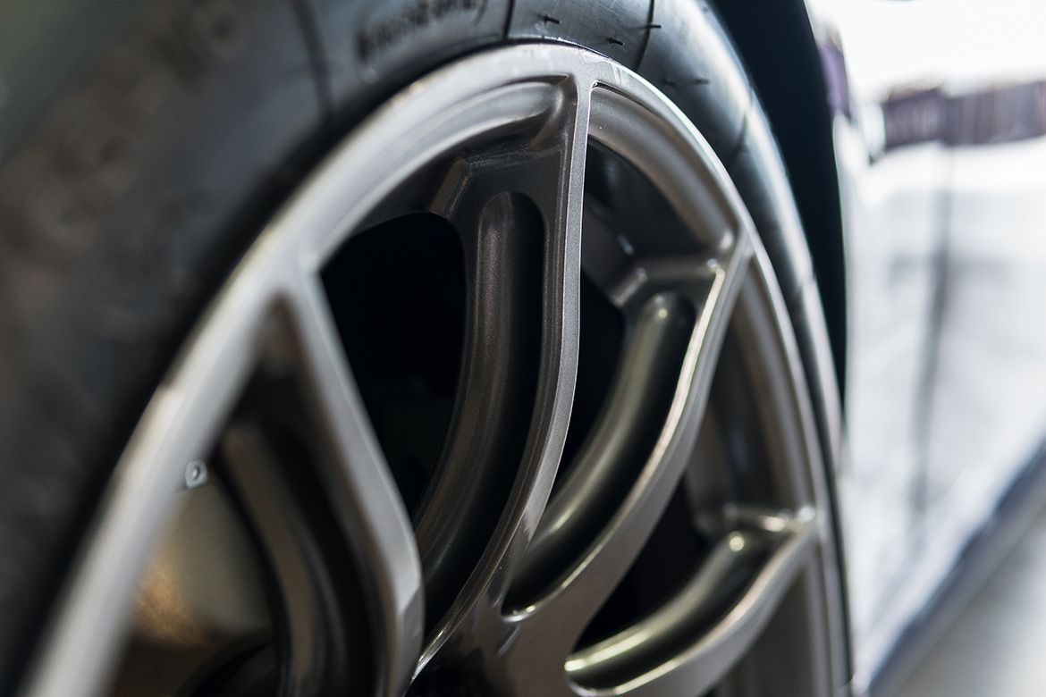 Blue BMW E92 Coupe M3 with 18" SM-10 Apex wheels in Anthracite