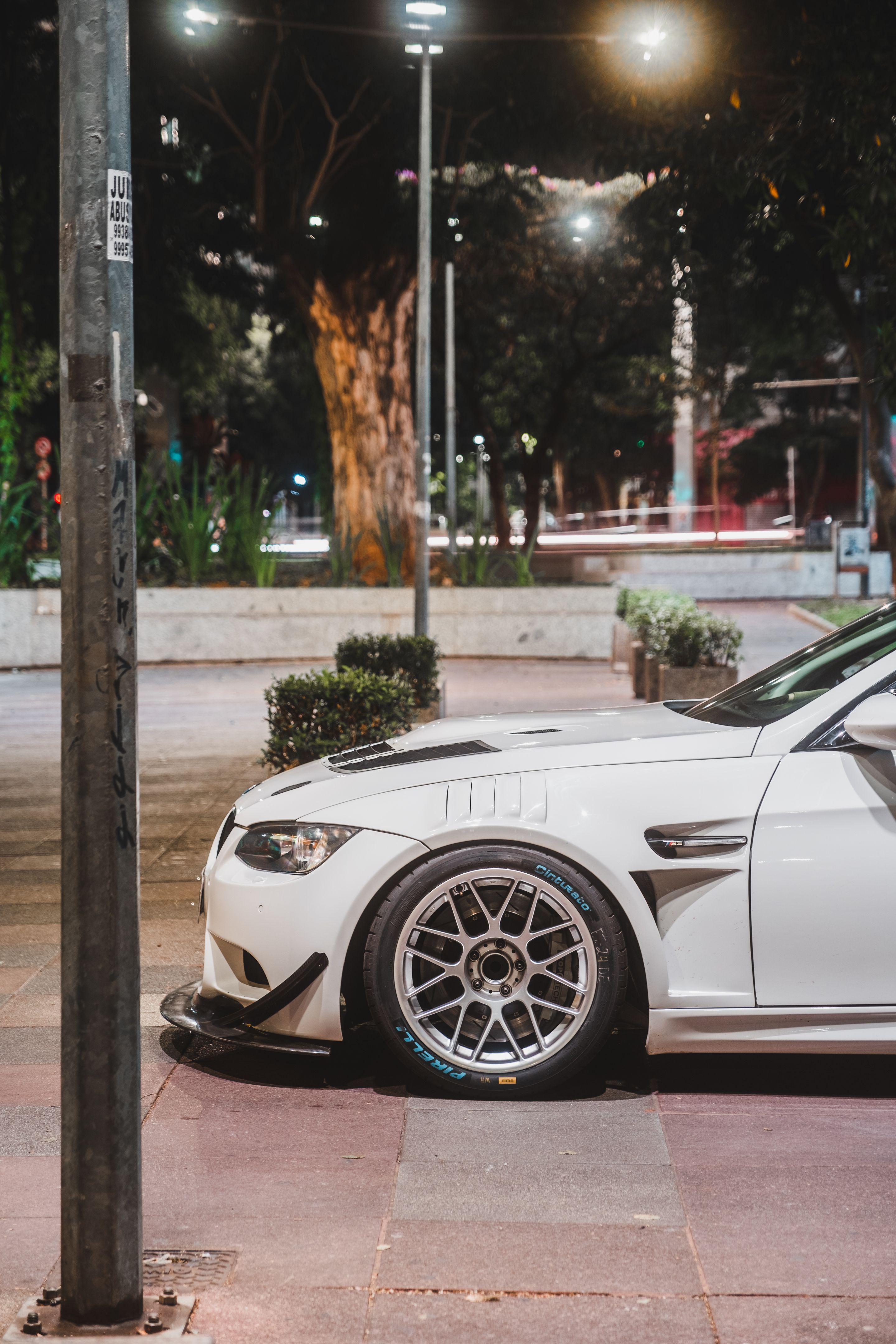 White BMW E92 Coupe M3 with 18" ARC-8 Apex wheels in Hyper Silver