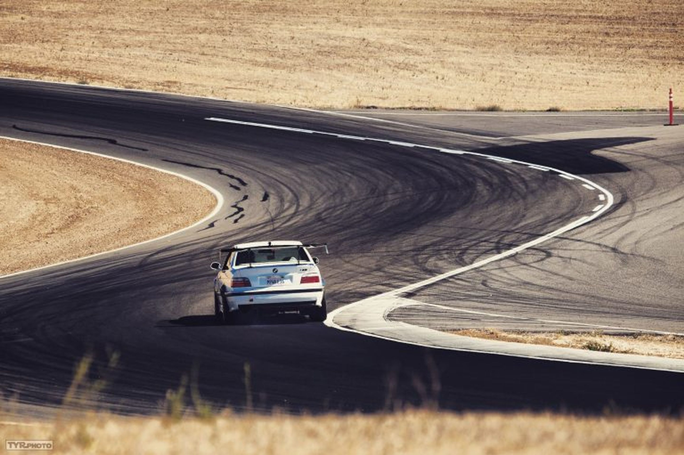 Silver BMW E36 M3 with 17" ARC-8 Apex wheels in Anthracite