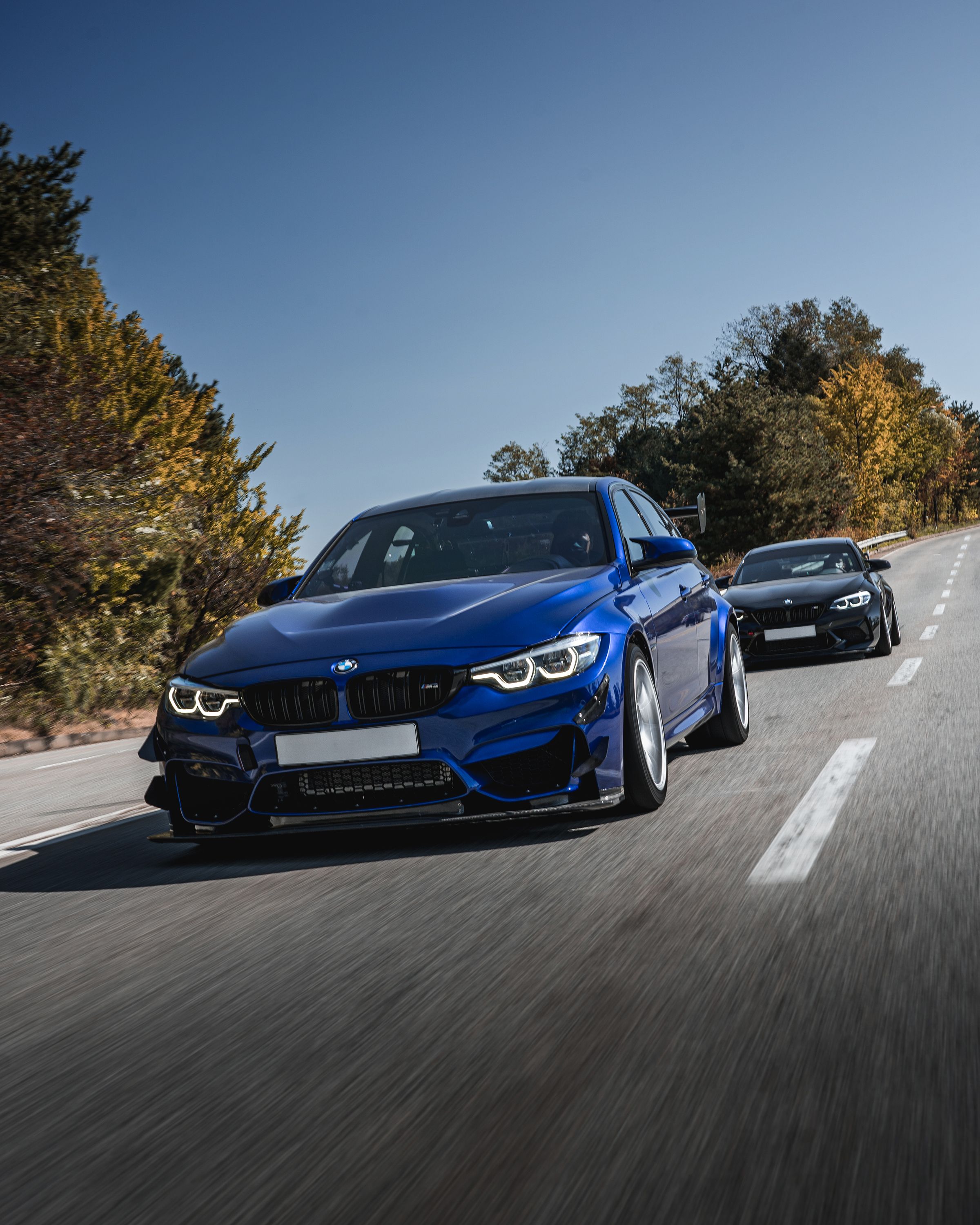 Blue BMW F80 M3 with 18" SM-10 Apex wheels in Race Silver