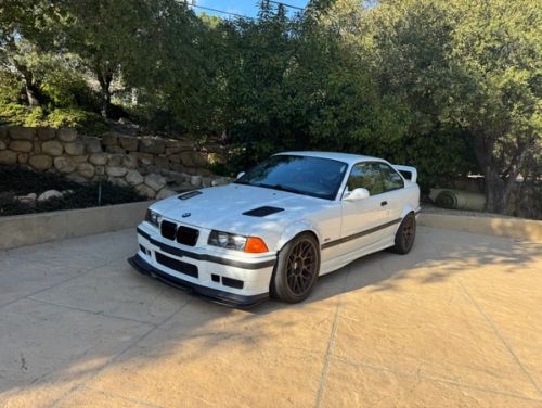 White BMW M3 - ARC-8 in Satin Bronze