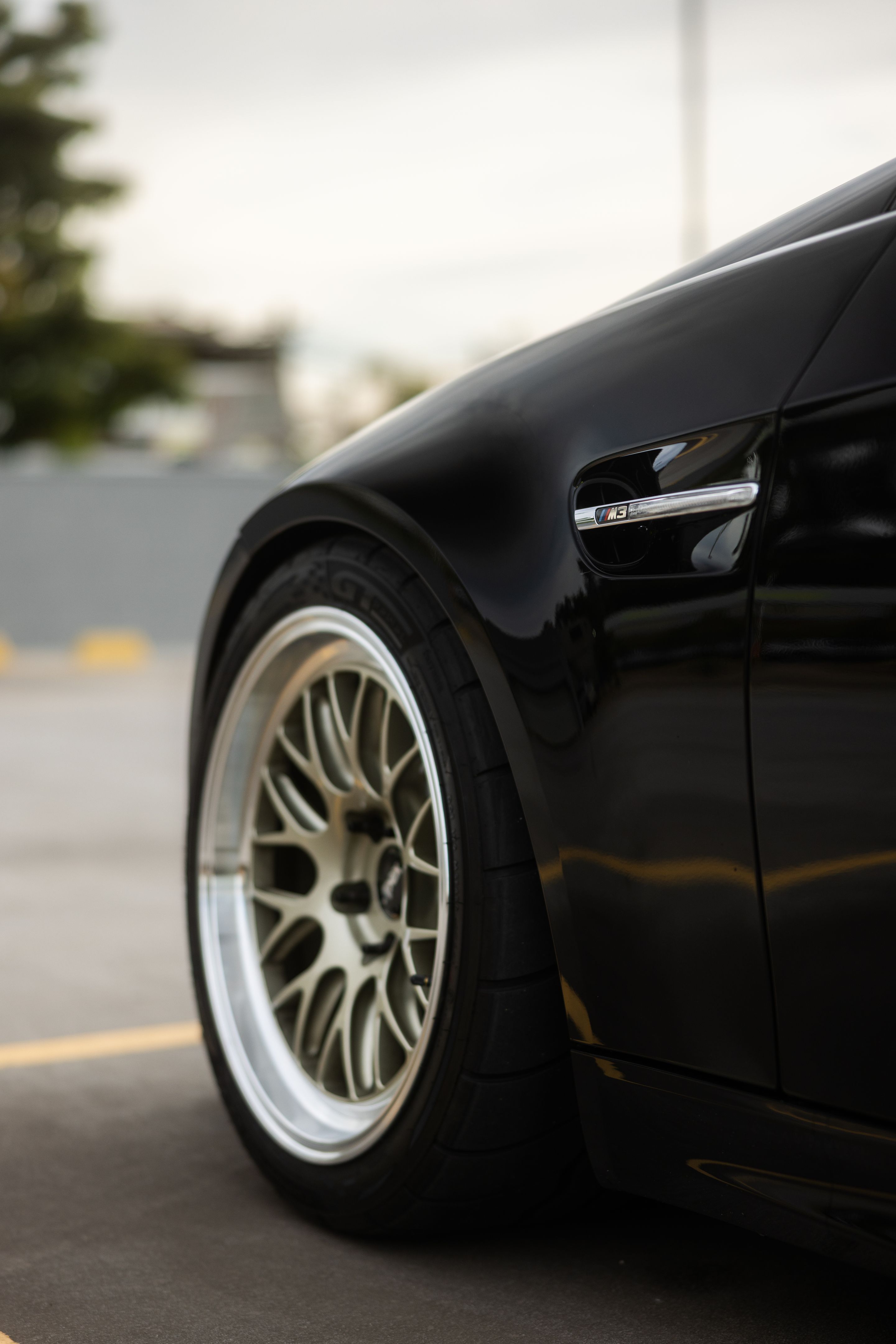 Black BMW E92 Coupe M3 with 18" ML-10RT Apex wheels in Machined Lip Gloss Motorsport Gold