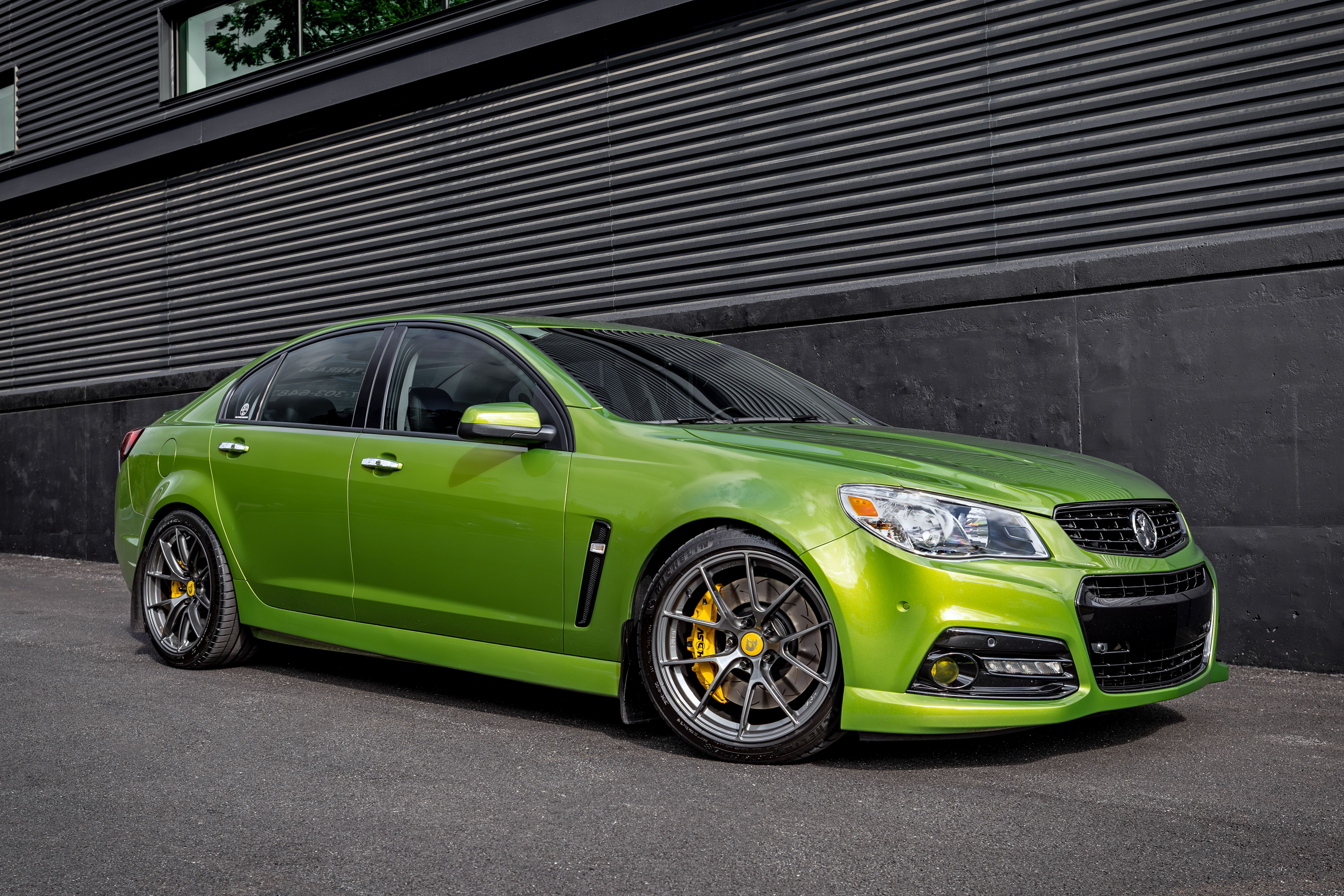 Green Chevrolet SS - VS-5RS in Anthracite