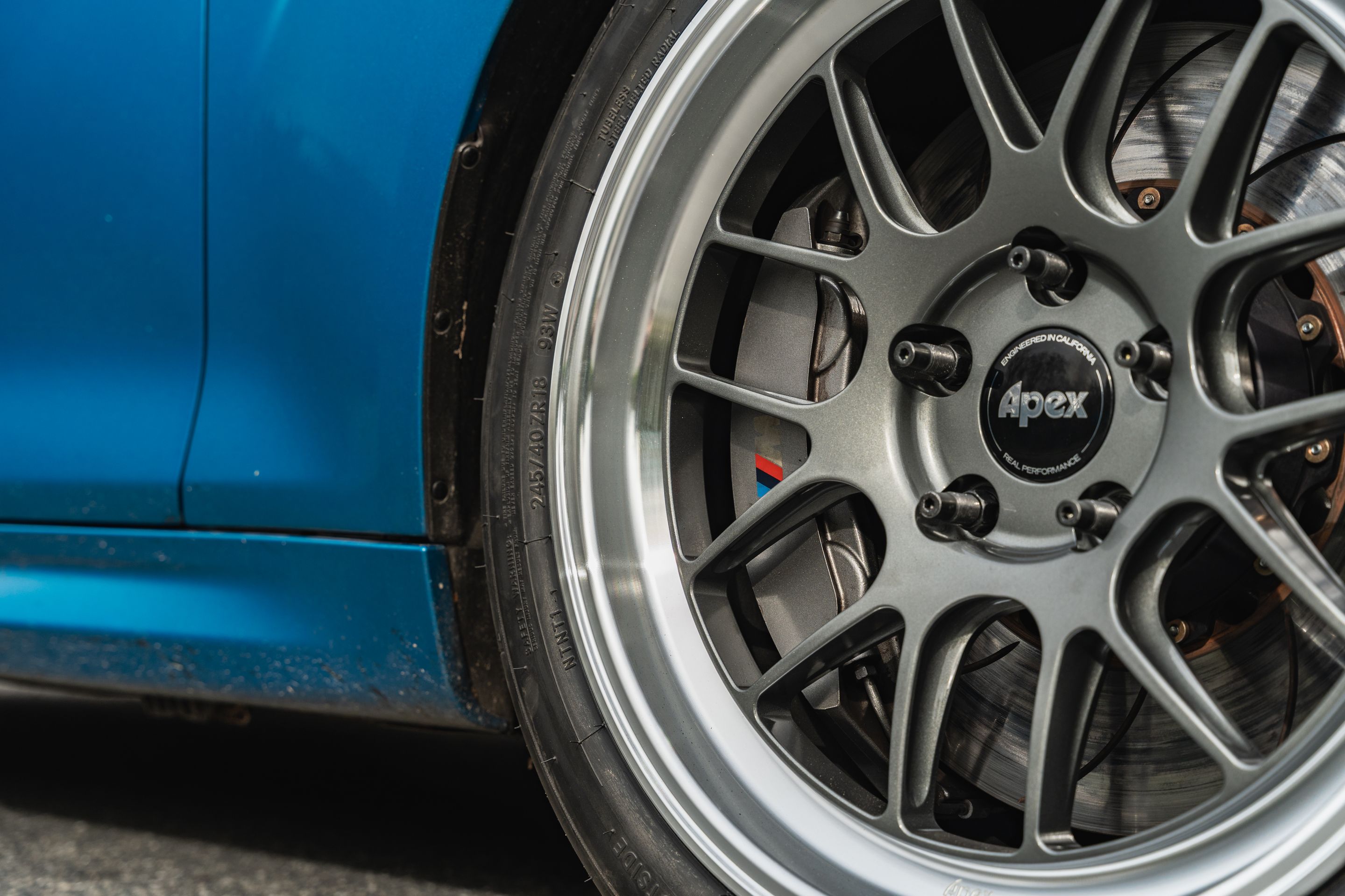 Blue BMW F87 M2 with 18" ML-7RT Apex wheels in Machined Lip Anthracite
