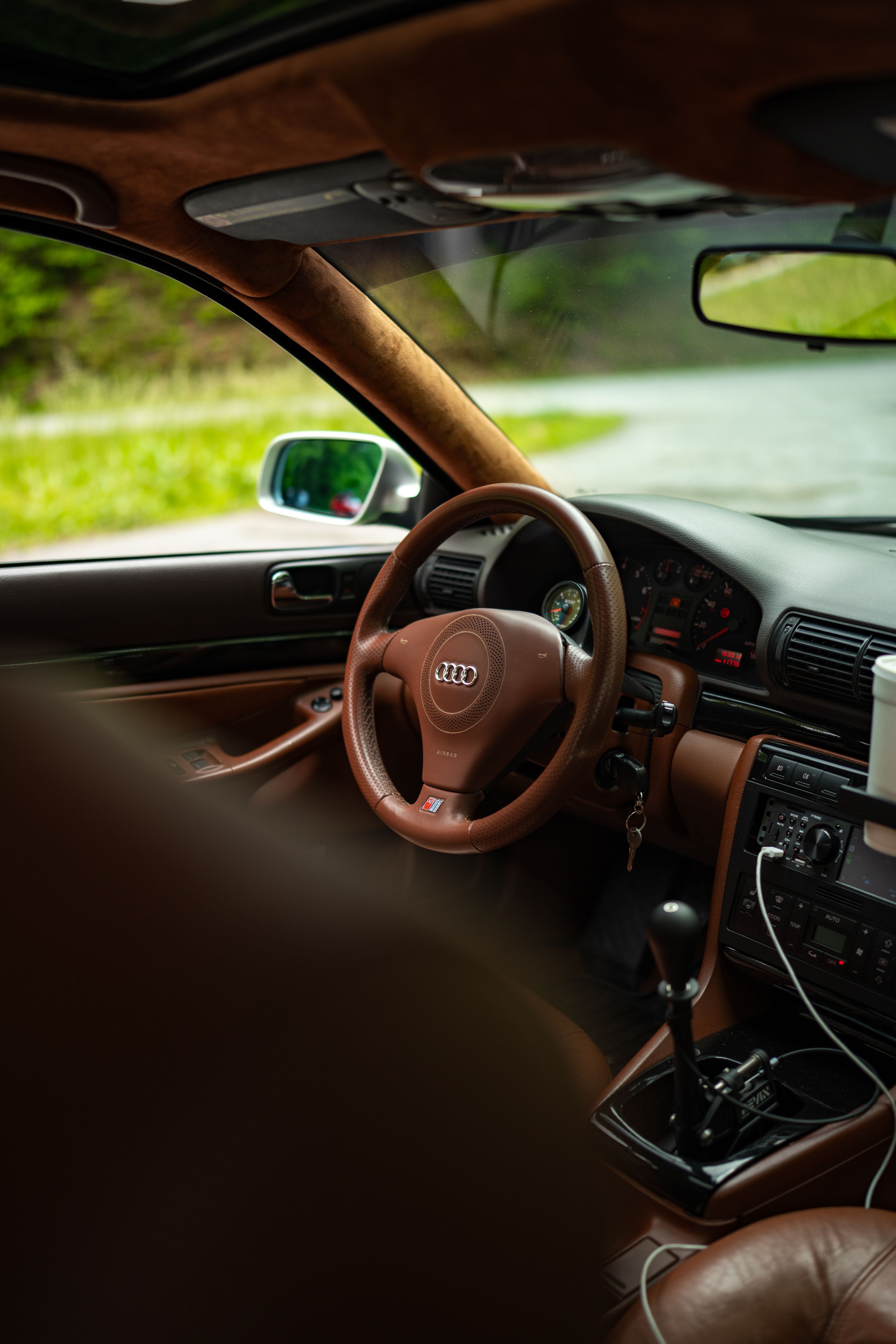 Green Audi B5 S4 Avant/Wagon with 18" ML-10RT Apex wheels in Machined Lip Gloss Motorsport Gold