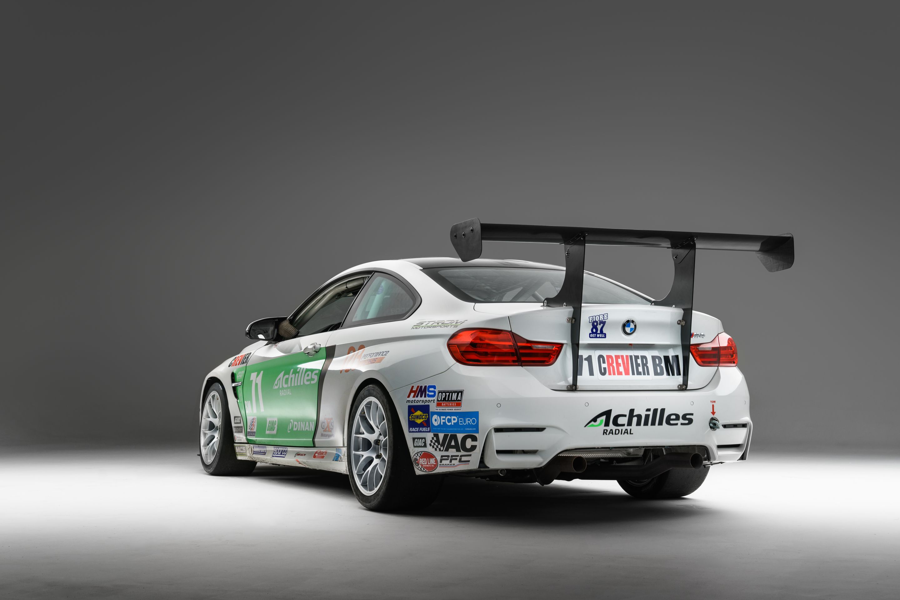 Race Livery BMW F82 Coupe M4 with 18" EC-7 Apex wheels in Race Silver