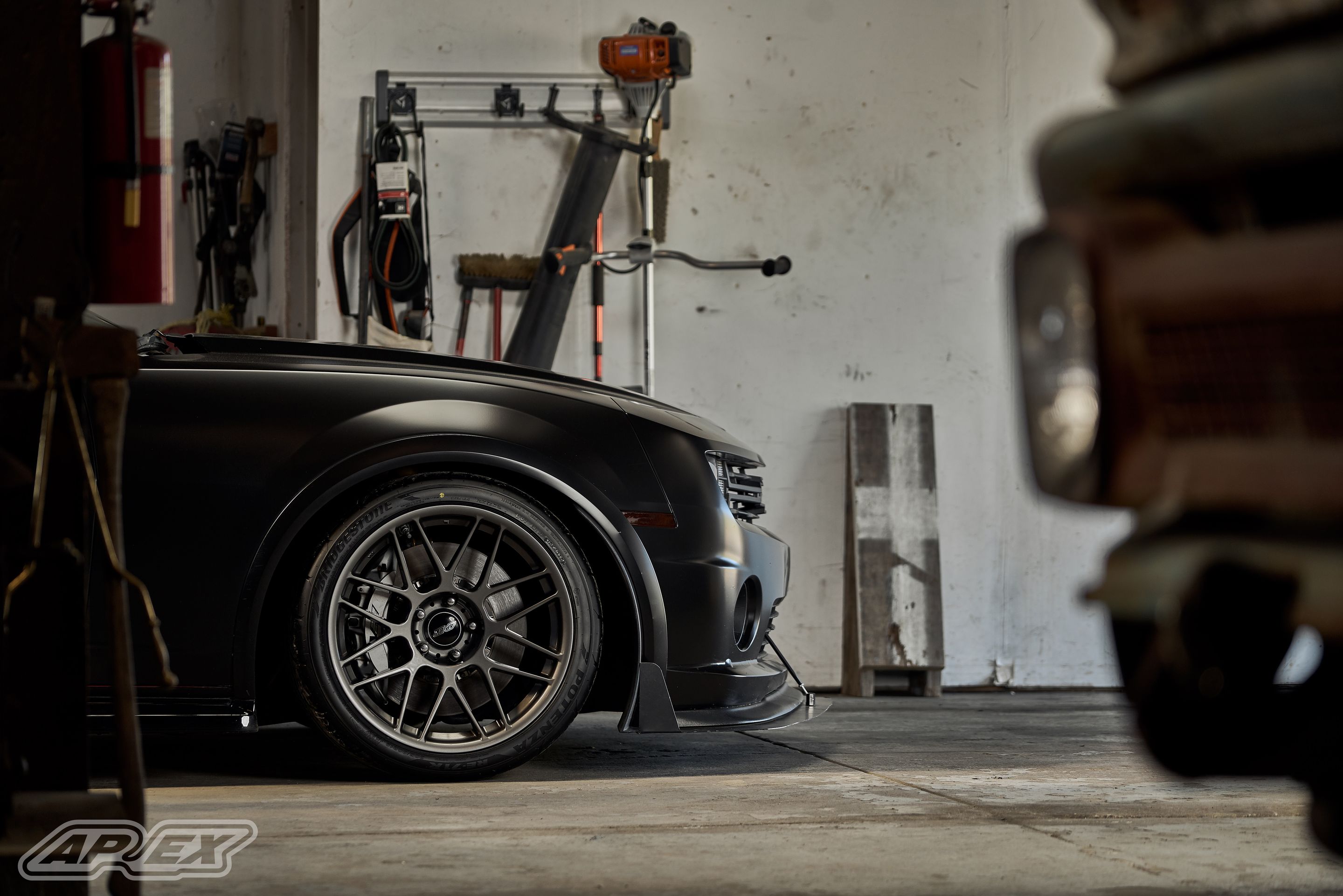 Black Chevrolet 5th Gen Camaro SS with 19" ARC-8 Apex wheels in Anthracite