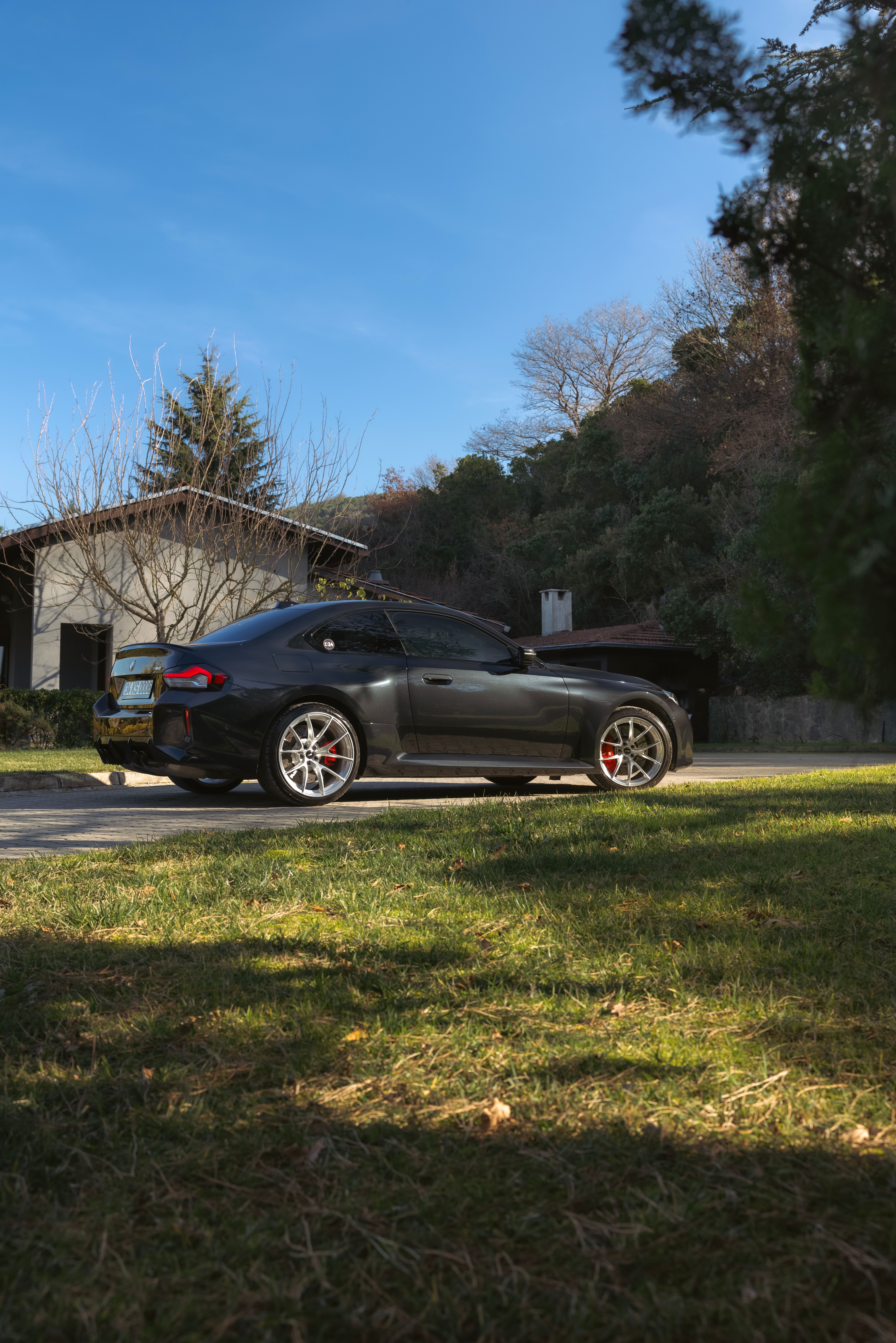 Black BMW G87 M2 with 19"/20" VS-5RS Apex wheels in Brushed Clear