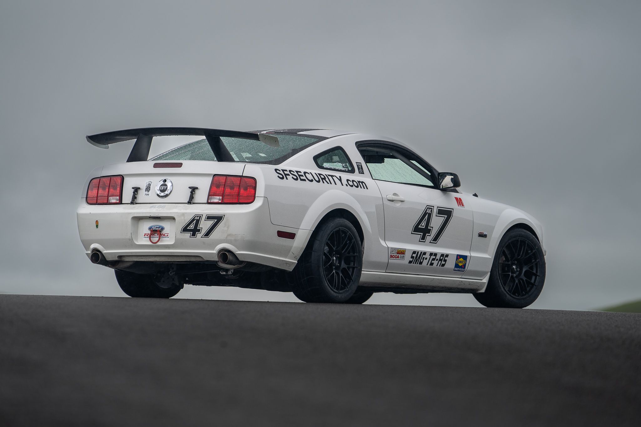 White Ford S197 Mustang GT with 18" EC-7RS Apex wheels in Satin Black