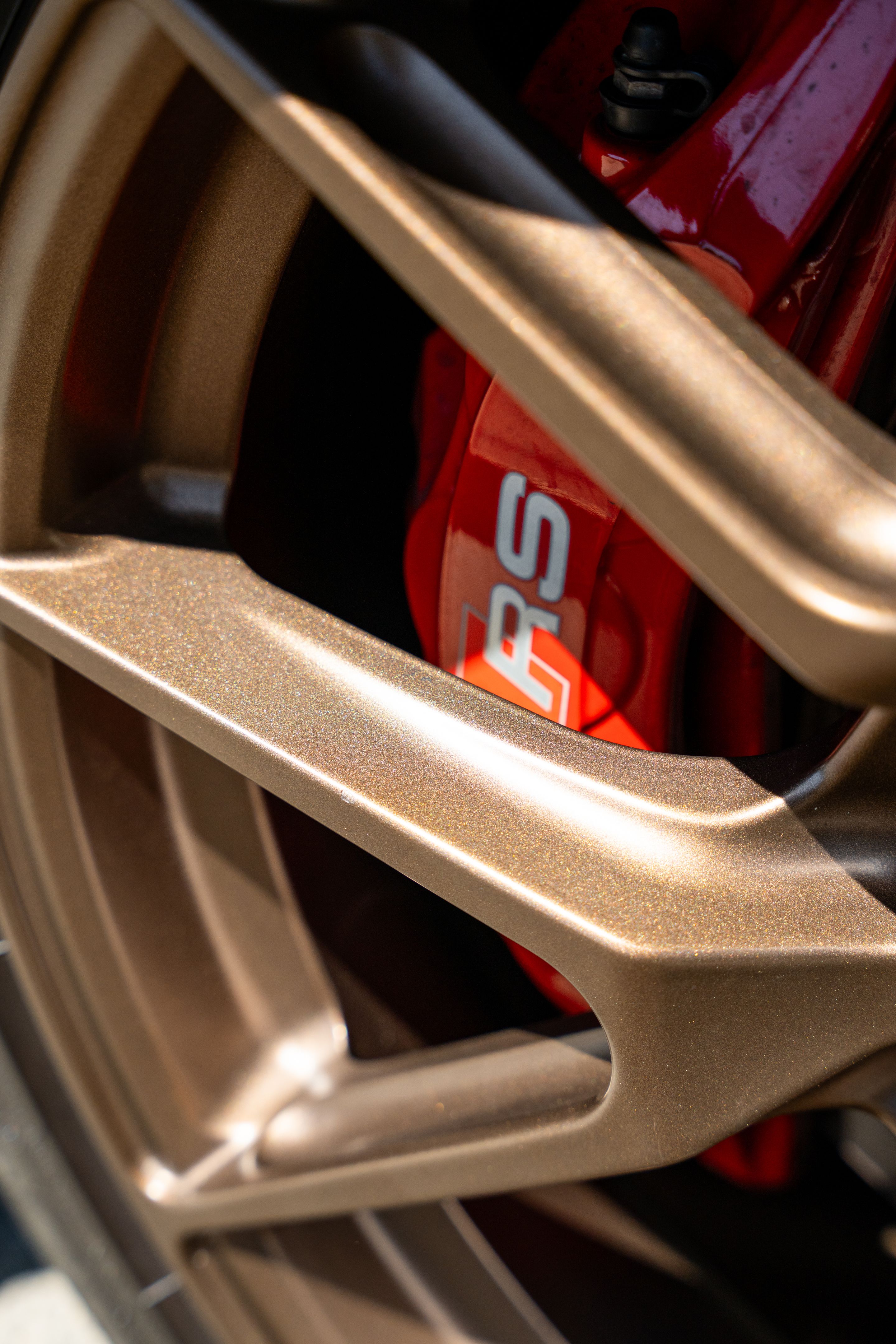 Grey Audi 8Y RS 3 with 18" VS-5 Apex wheels in Satin Bronze