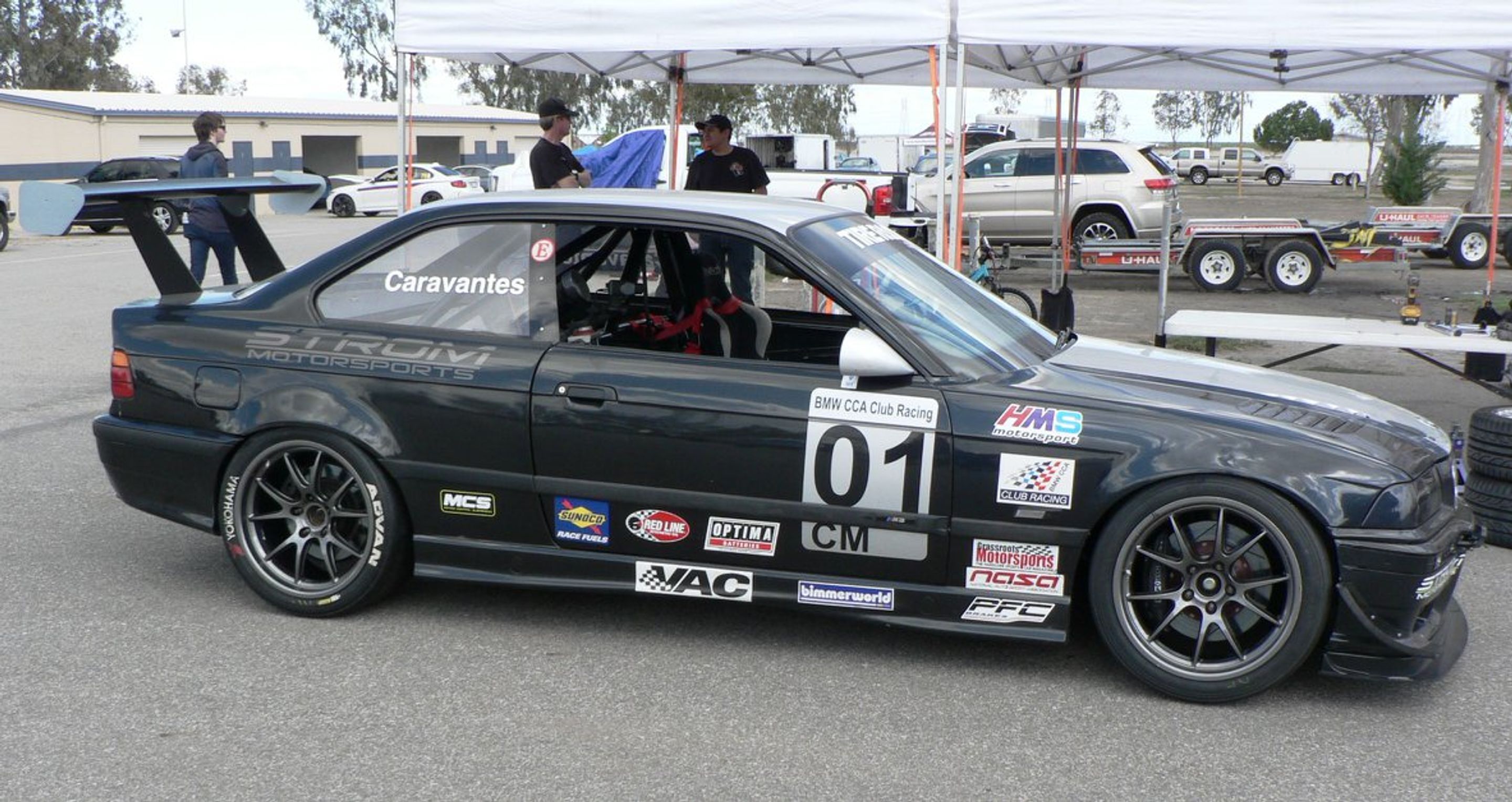 Race Livery BMW E36 M3 with 18" FL-5 Apex wheels in Anthracite