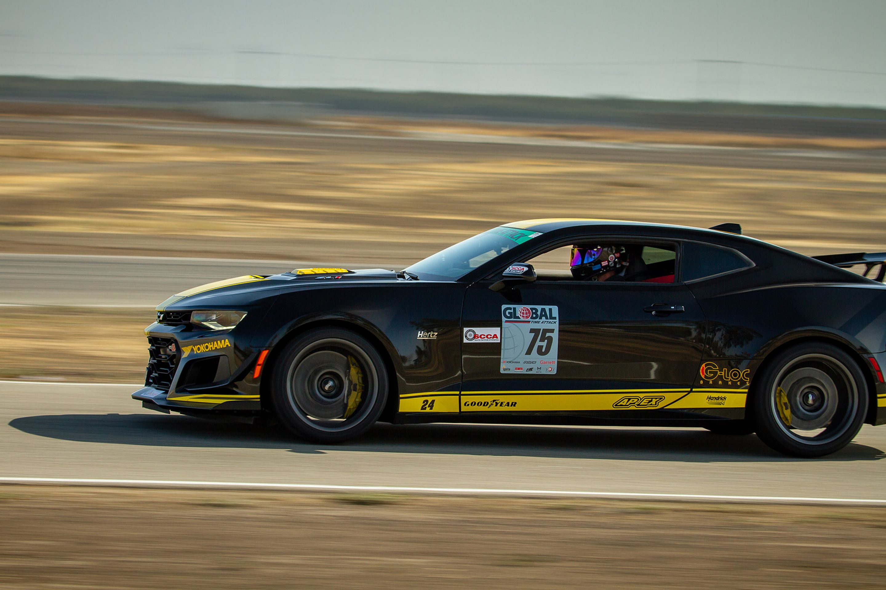 Black Chevrolet 6th Gen Camaro ZL1 1LE with 19" ARC-8 Apex wheels in Anthracite
