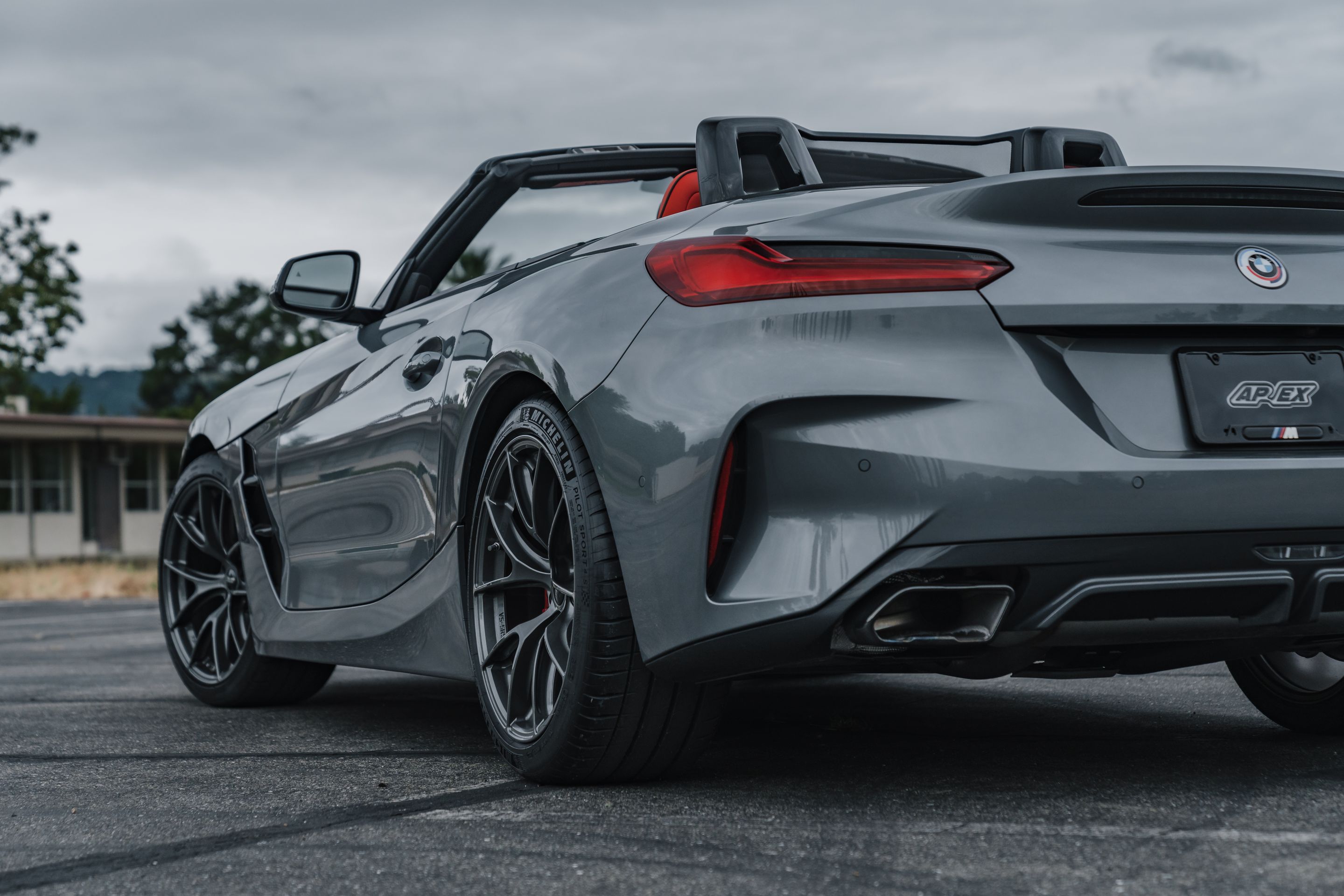 Grey BMW G29 Z4 with 19" VS-5RS Apex wheels in Anthracite