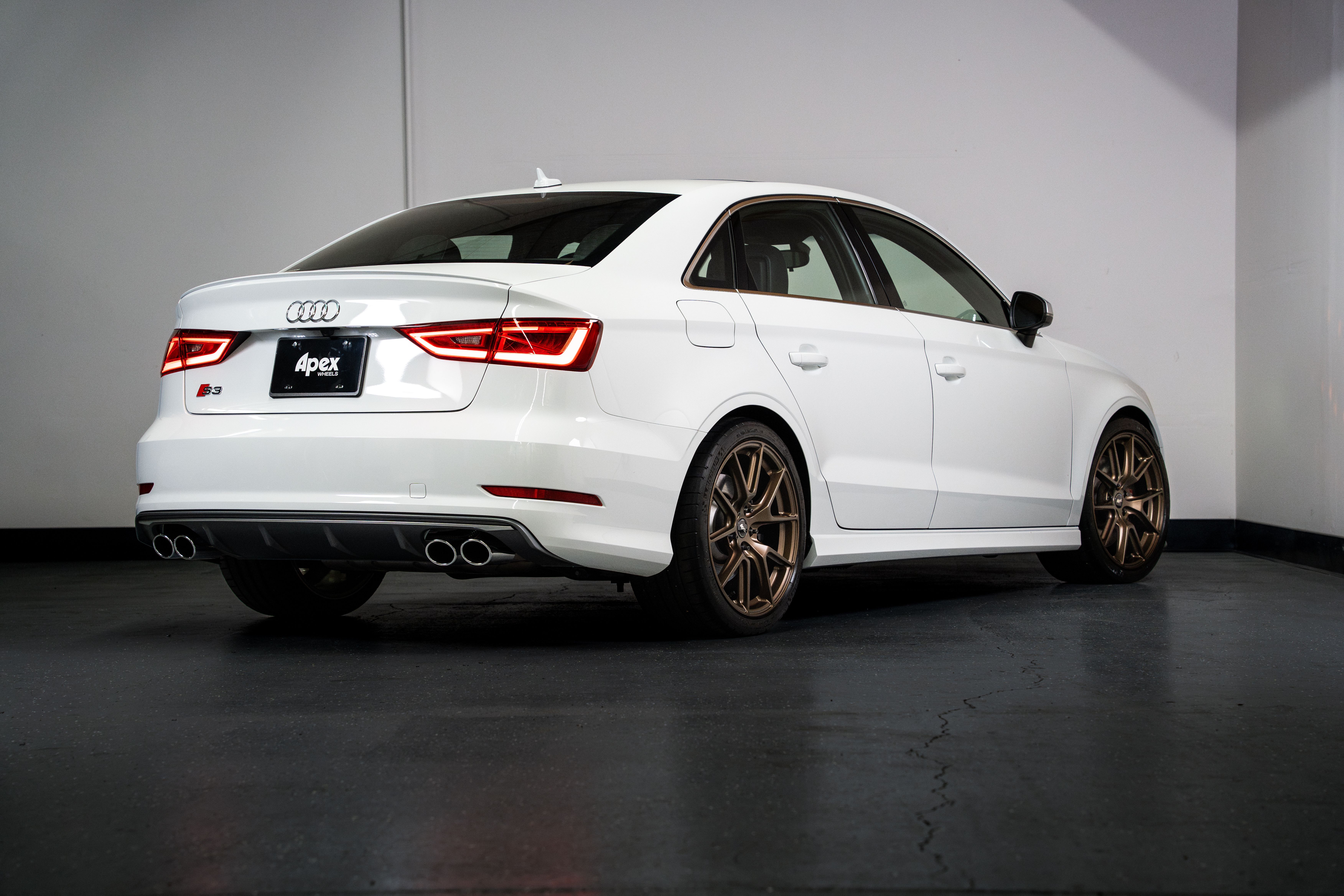 Audi 8V S3 with 18